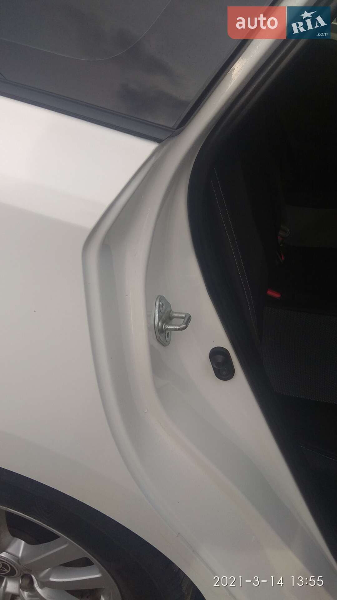 Toyota Auris 2014 VIN SB1ZN3JE80E026762 фото оголошення 12 з 23