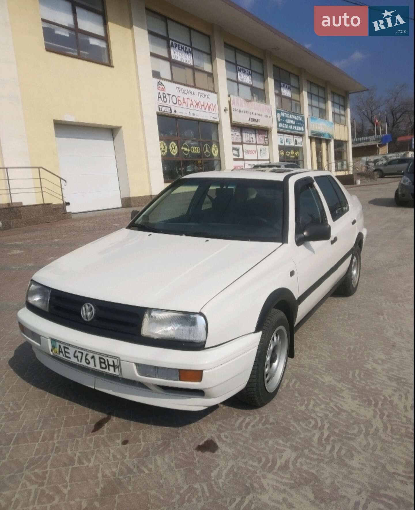 Volkswagen Vento 1993 VIN WVWZZZ1HZPW501396 фото оголошення 5 з 15
