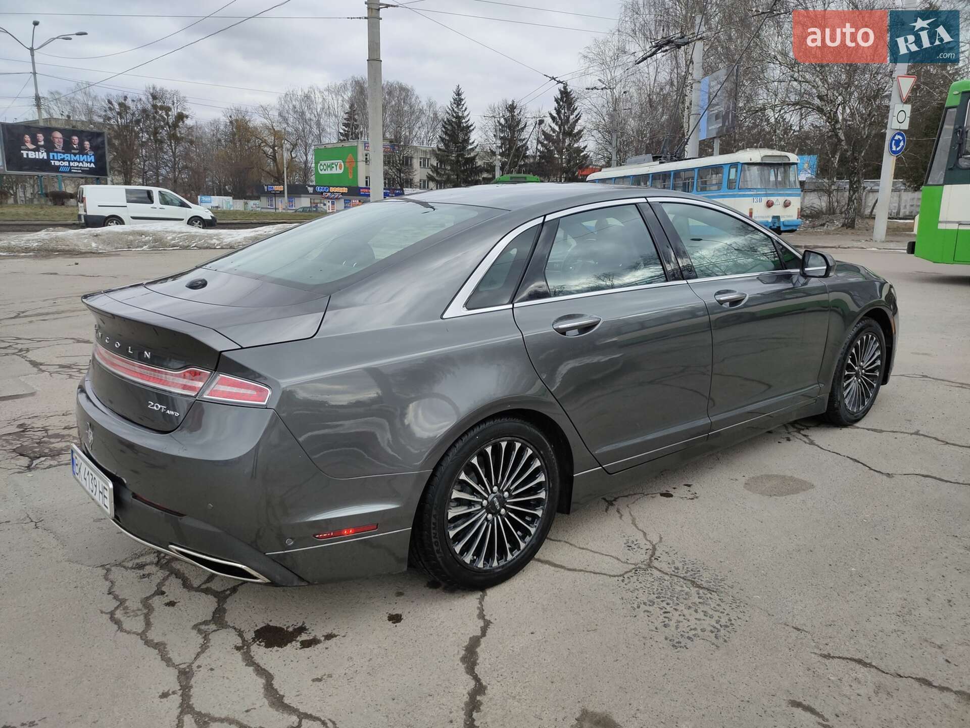 Lincoln MKZ 2017 VIN 3LN6L5D96HR657657 фото оголошення 6 з 11