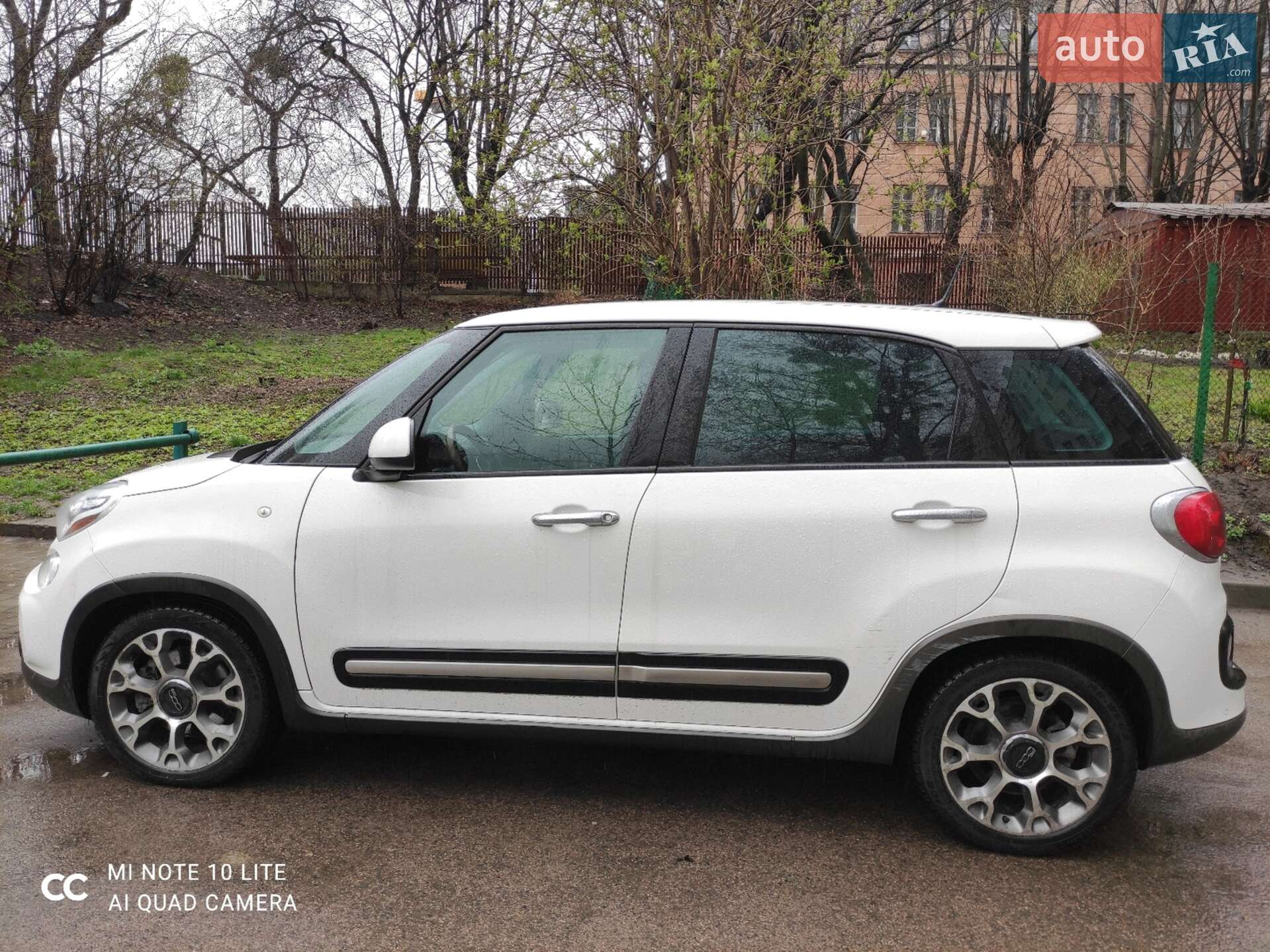 Fiat 500l 2014 VIN ZFBCFADH2EZ022492 фото оголошення 3 з 10