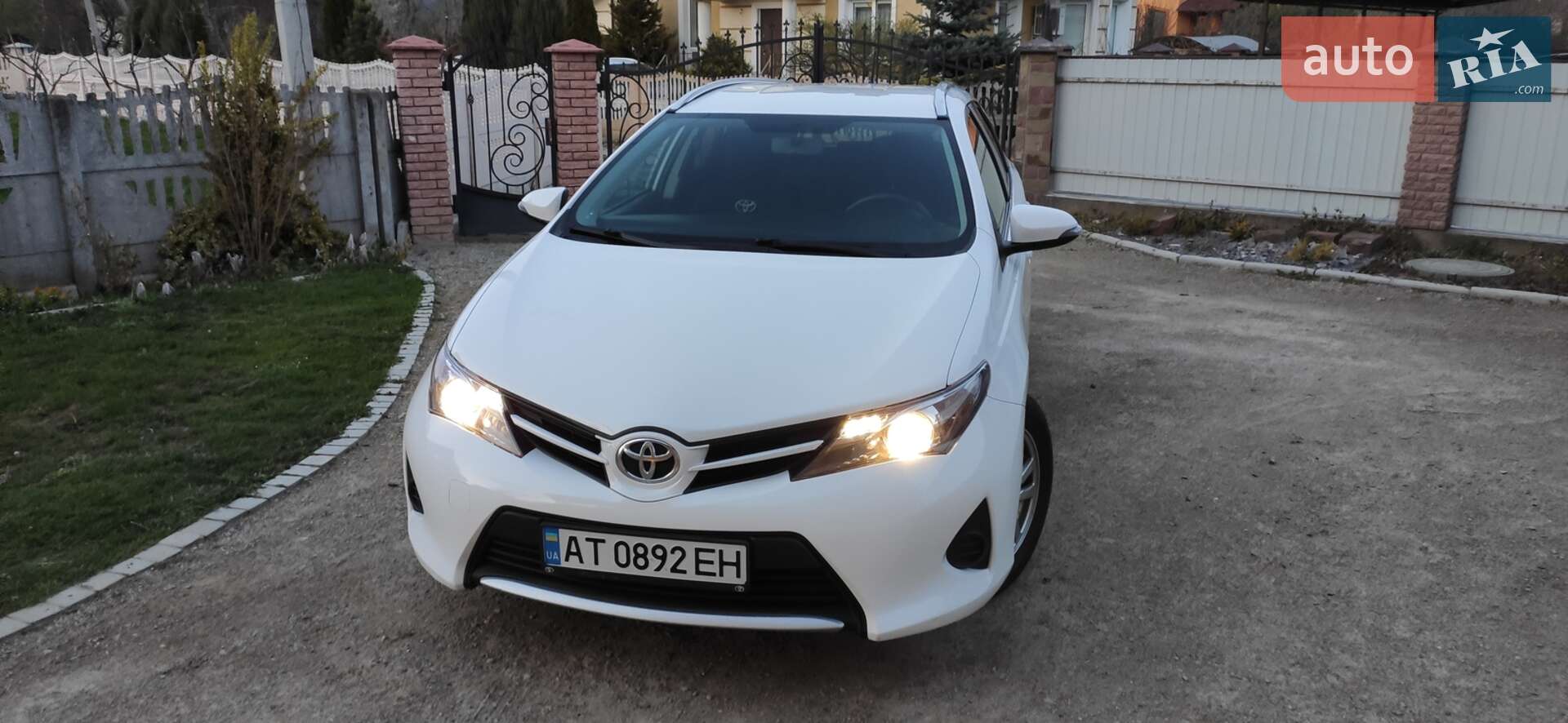 Toyota Auris 2014 VIN SB1ZN3JE80E026762 фото оголошення 10 з 34