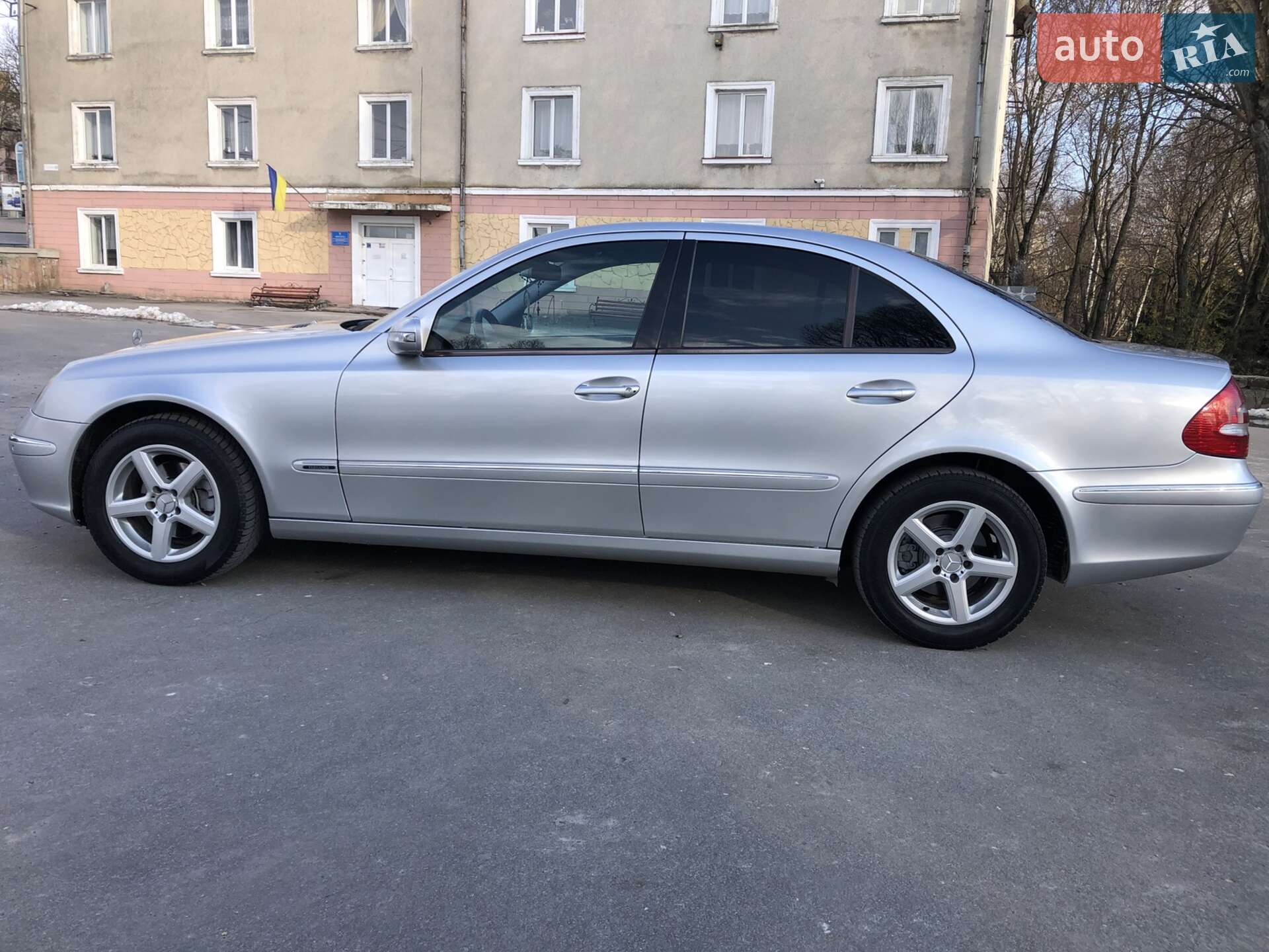 Mercedes-Benz E-Class 2002 VIN WDB2110611A056826 фото оголошення 2 з 37