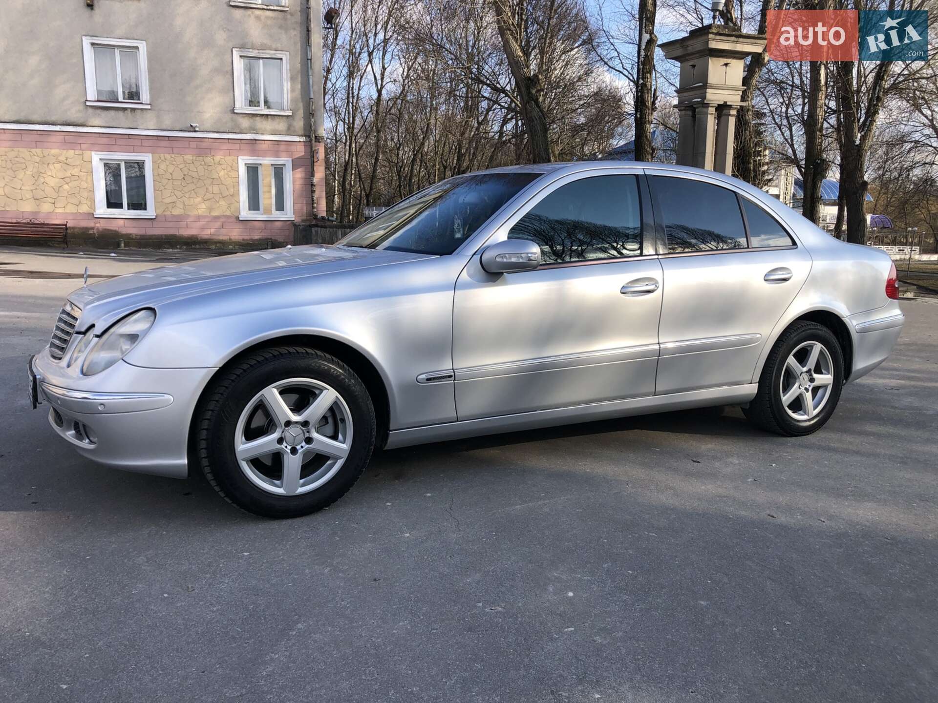 Mercedes-Benz E-Class 2002 VIN WDB2110611A056826 фото оголошення 10 з 37