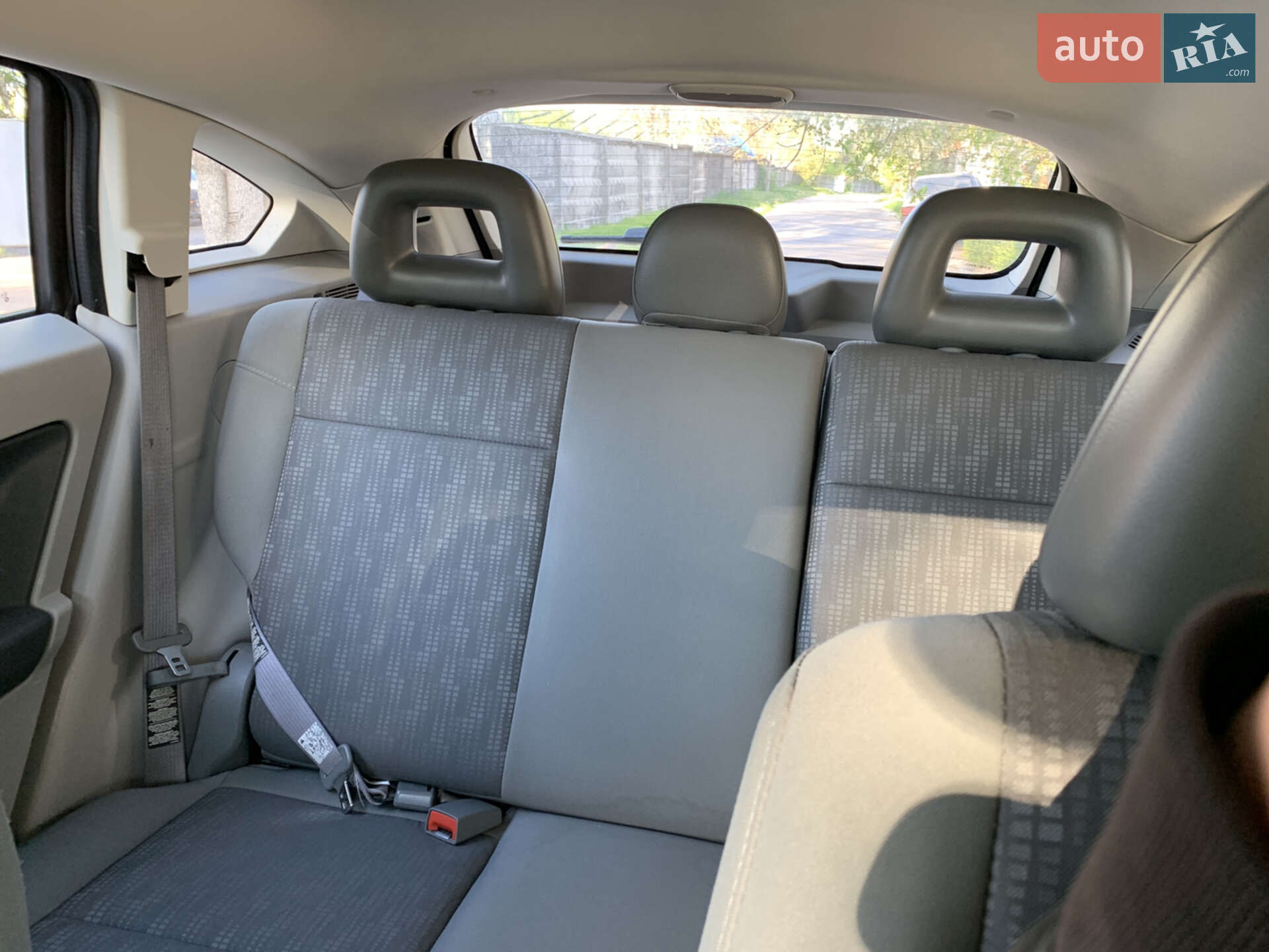 Dodge Caliber 2007 VIN 1B3HBN8CX7D329351 фото оголошення 2 з 4
