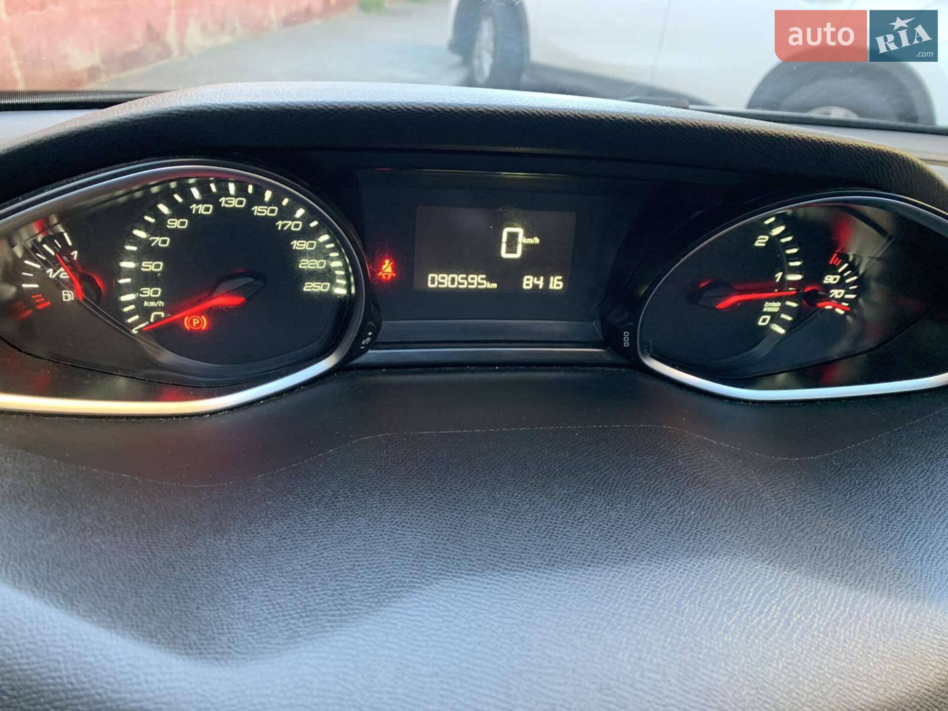 Peugeot 308 2015 VIN VF3LBBHYBGS139848 фото оголошення 12 з 15
