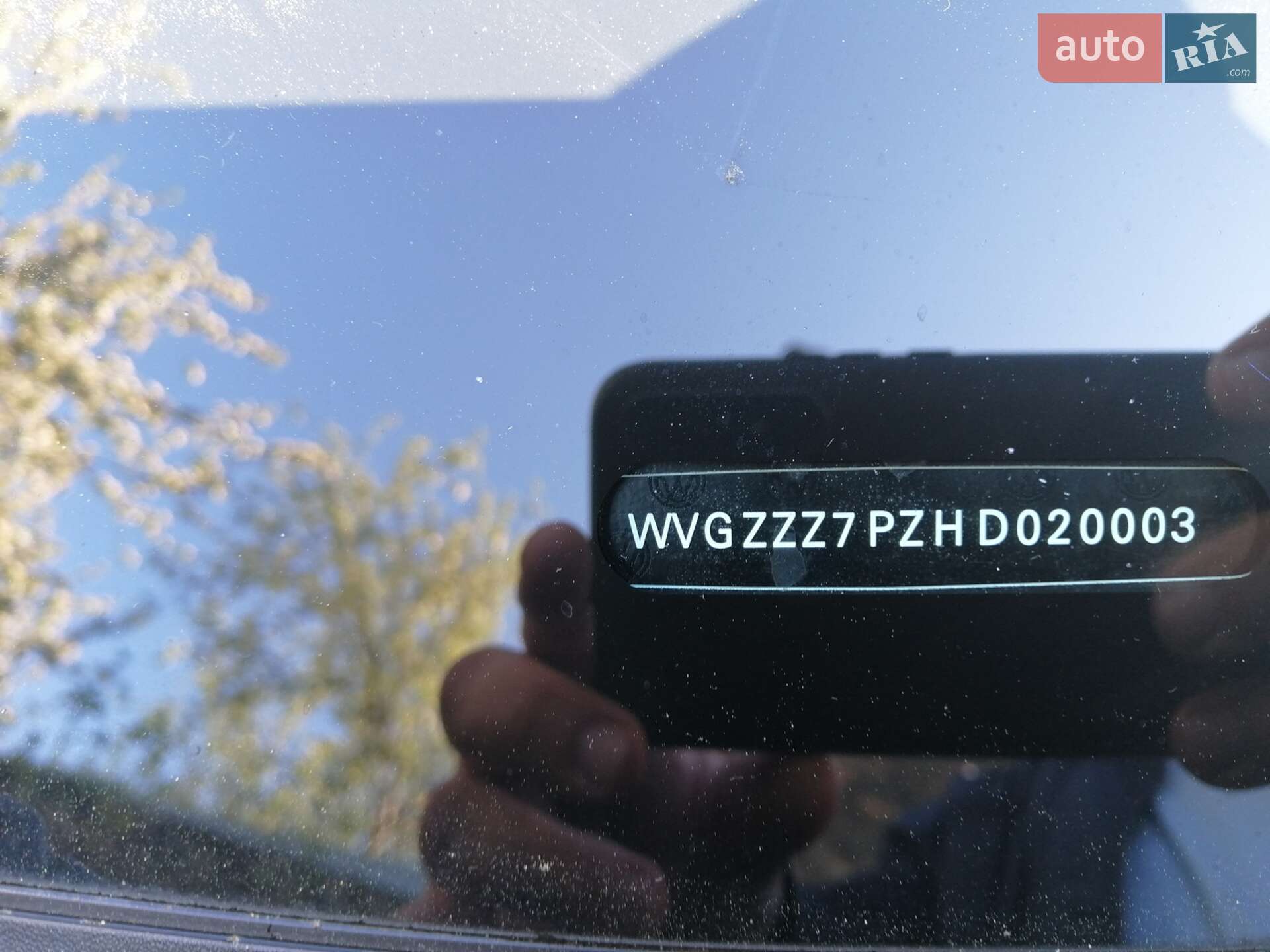Volkswagen Touareg 2016 VIN WVGZZZ7PZHD020003 фото оголошення 12 з 14
