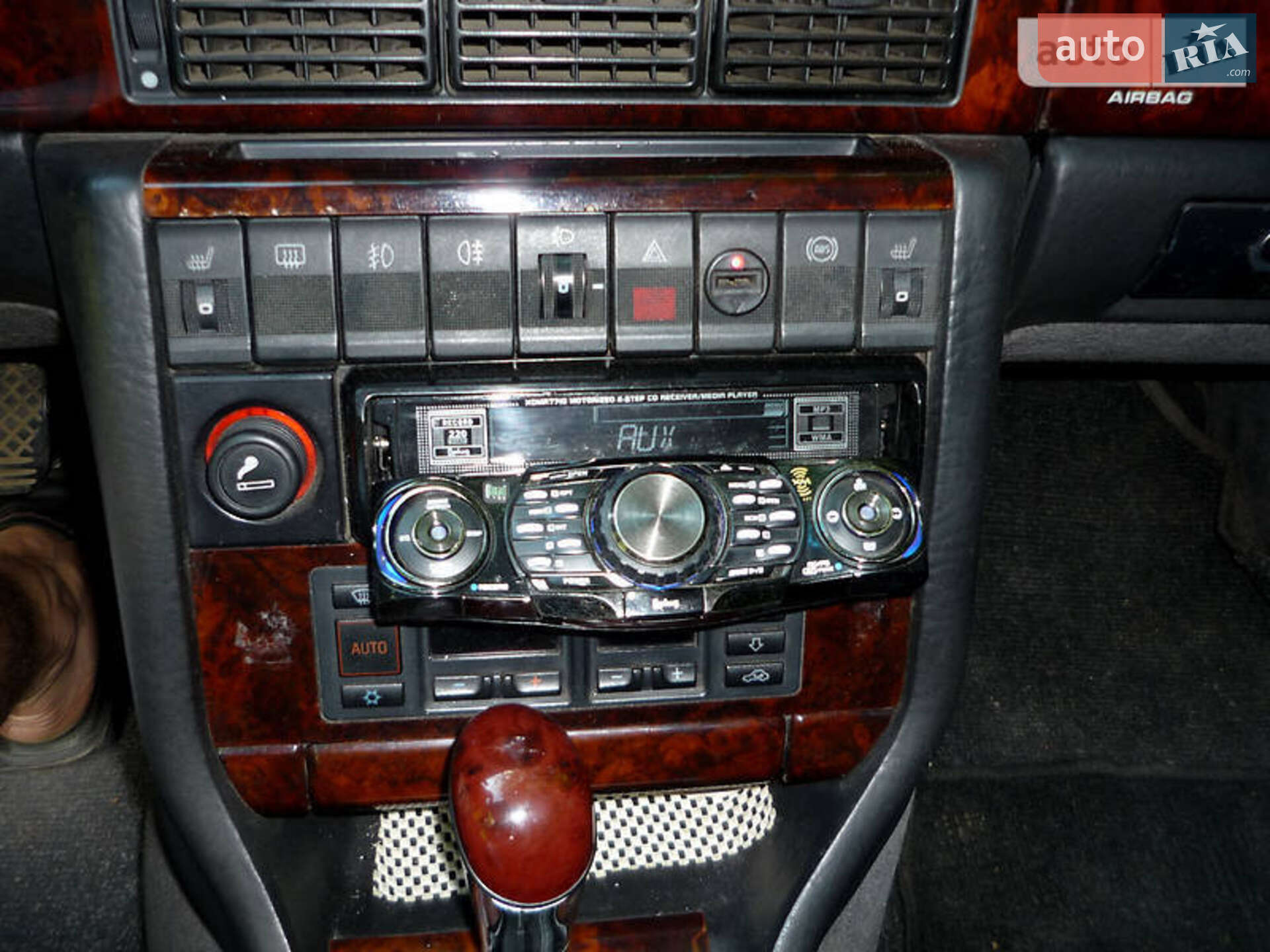 Audi V8 1991 VIN WAUZZZ4CZMN002149 фото оголошення 9 з 11