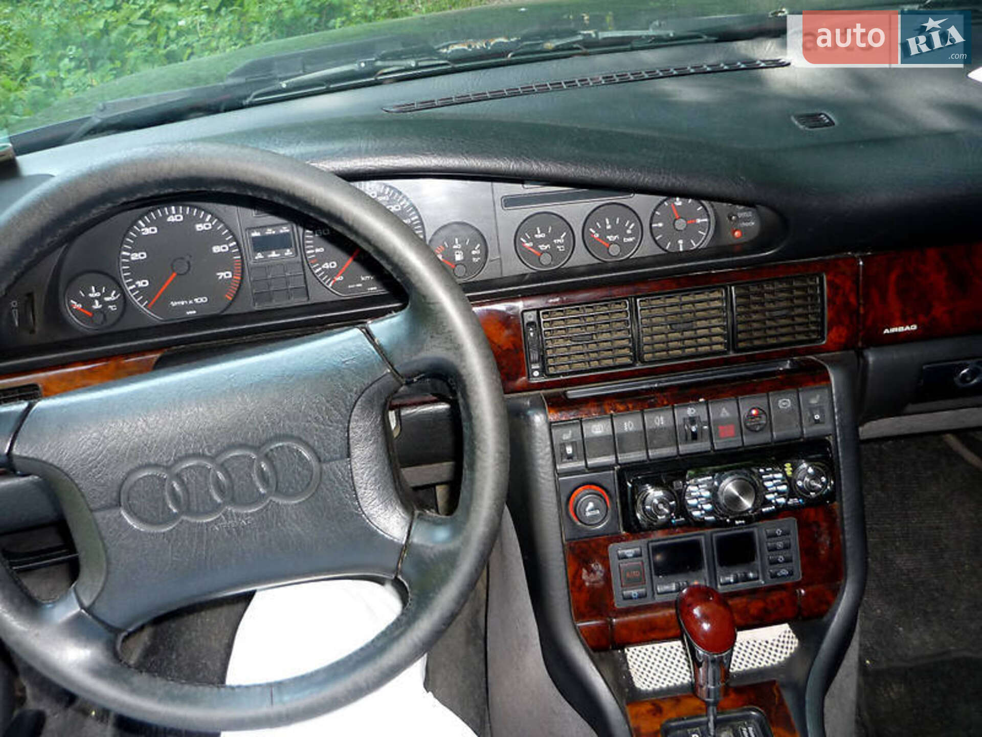 Audi V8 1991 VIN WAUZZZ4CZMN002149 фото оголошення 11 з 11