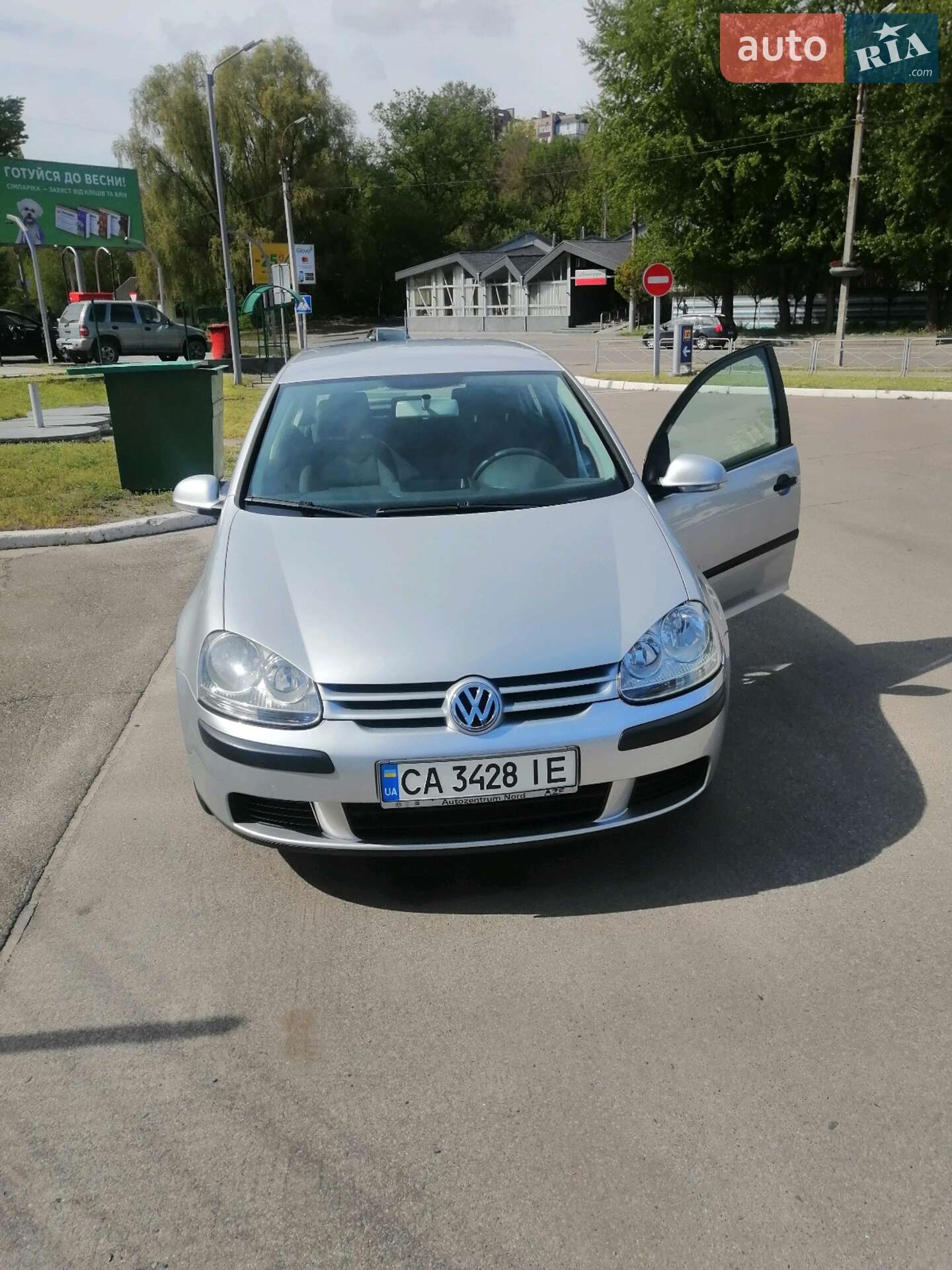 Volkswagen Golf 2004 VIN WVWZZZ1KZ4B071150 фото оголошення 5 з 9