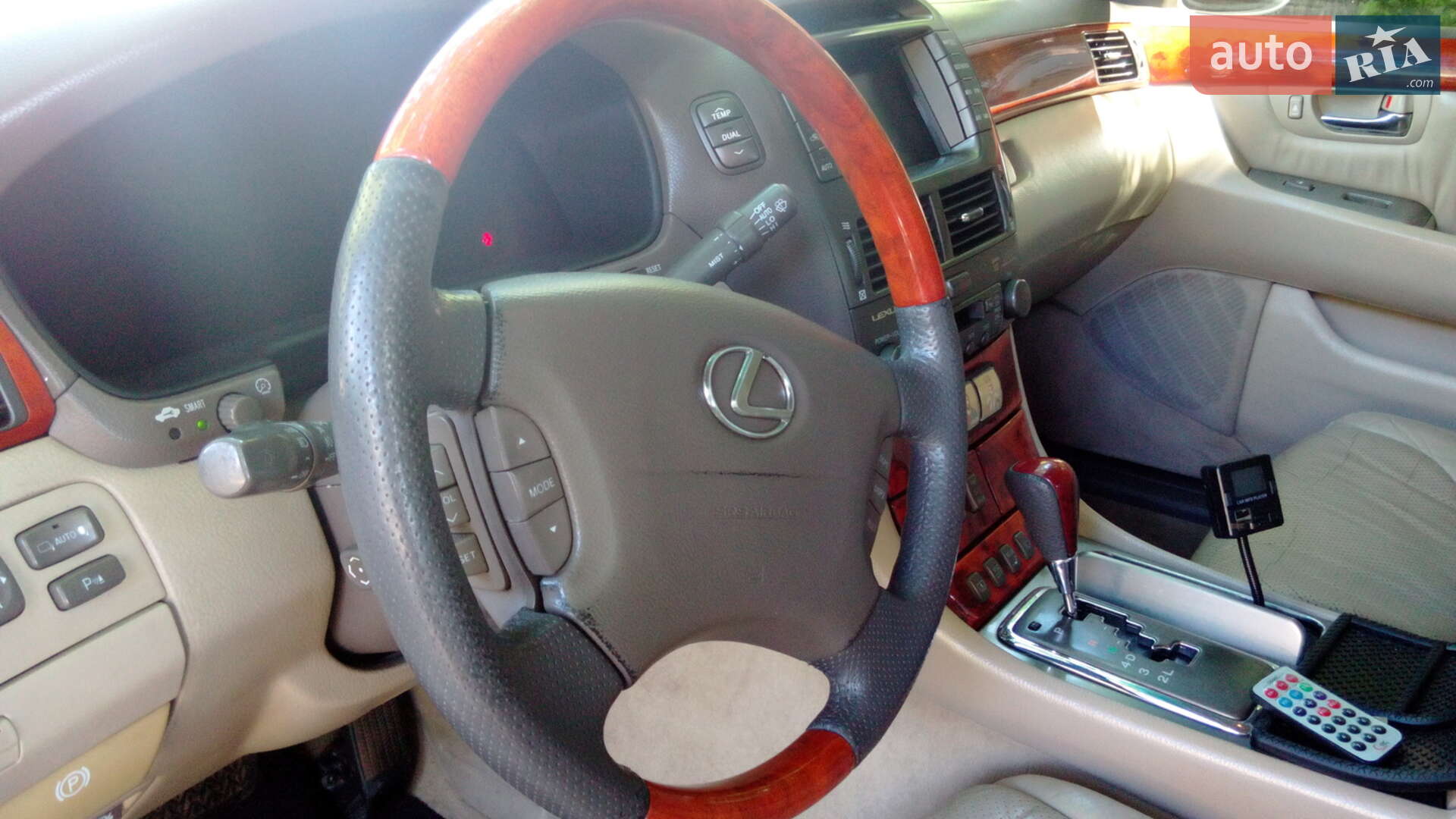 Lexus LS 2002 VIN JTHBN30F300067688 фото оголошення 5 з 11