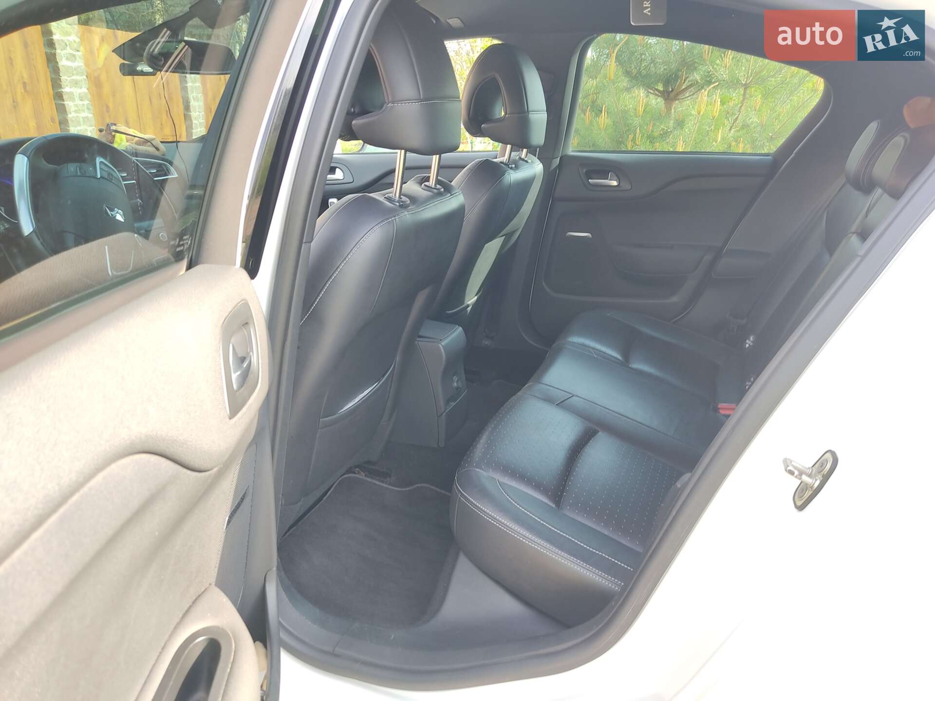 Citroen DS4 2012 VIN VF7NX5FU8CY512160 фото оголошення 7 з 22