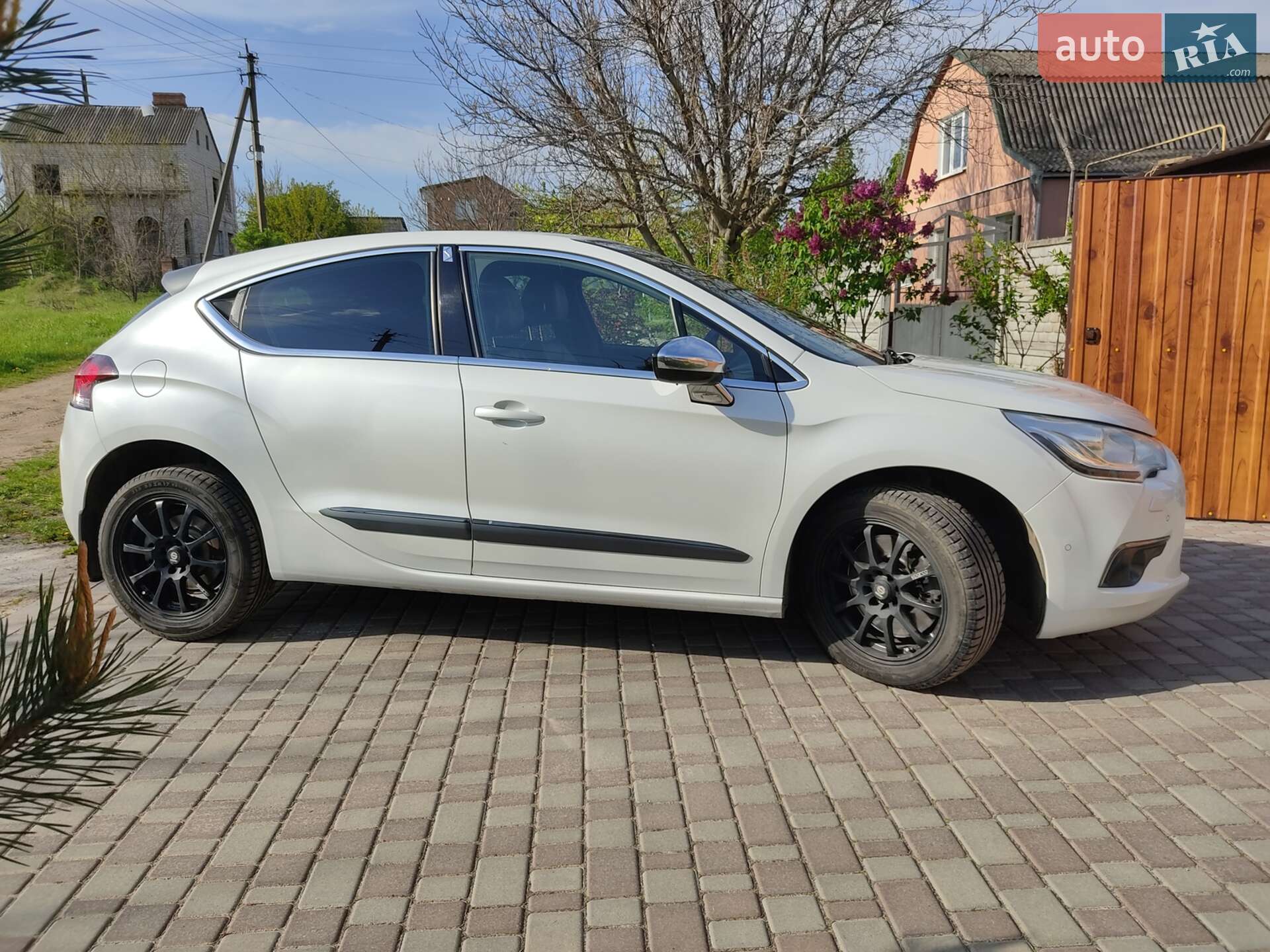 Citroen DS4 2012 VIN VF7NX5FU8CY512160 фото оголошення 8 з 22