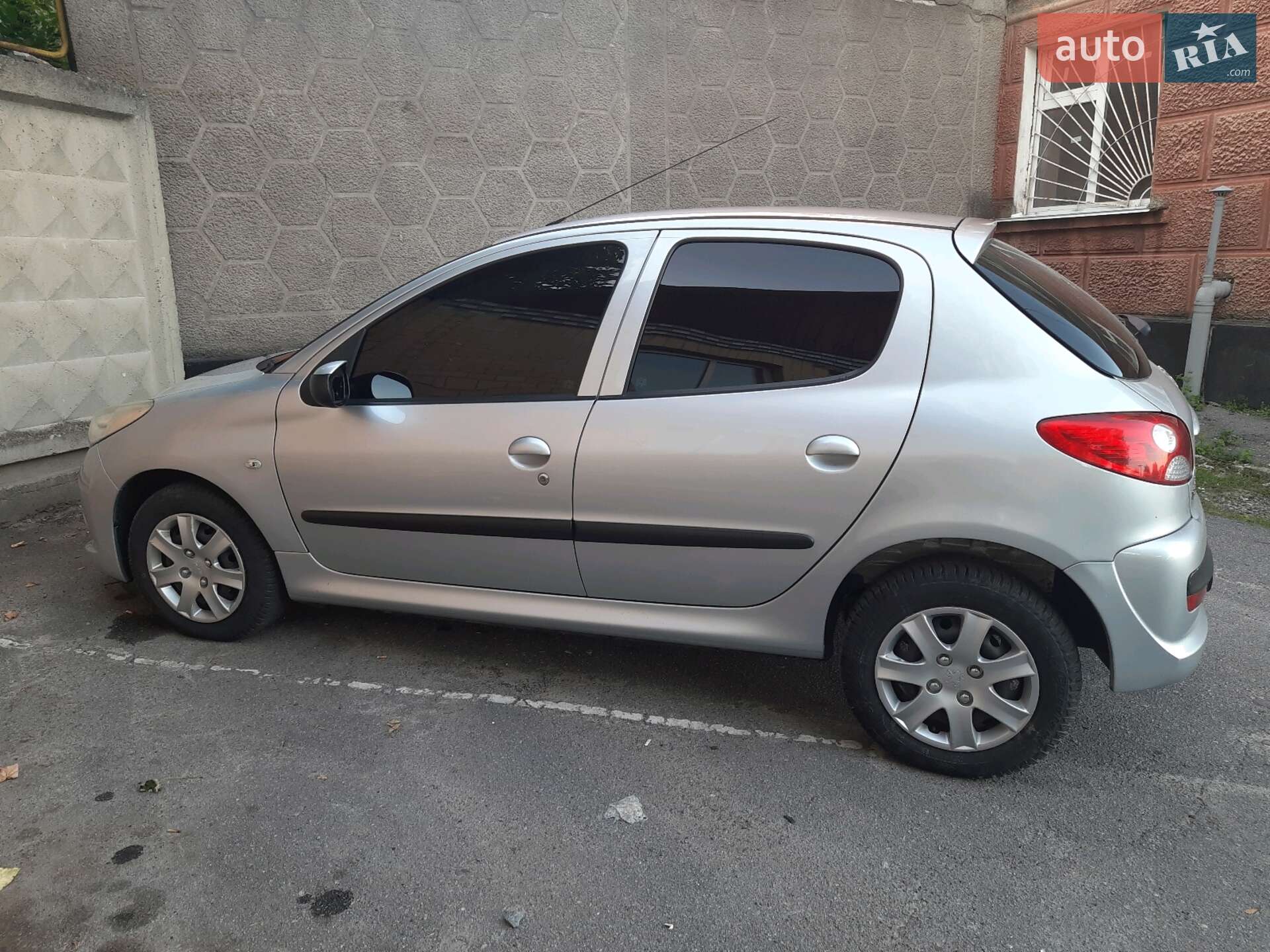 Peugeot 206 2010 VIN VF32M8HZAAY111879 фото оголошення 5 з 6