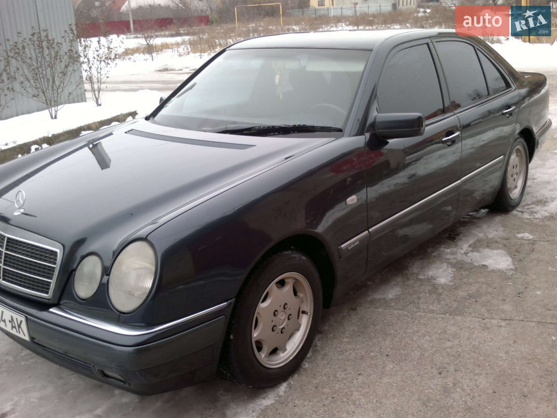 Mercedes-Benz E-Class 1998 VIN WDB2100351A455763 фото оголошення 18 з 19