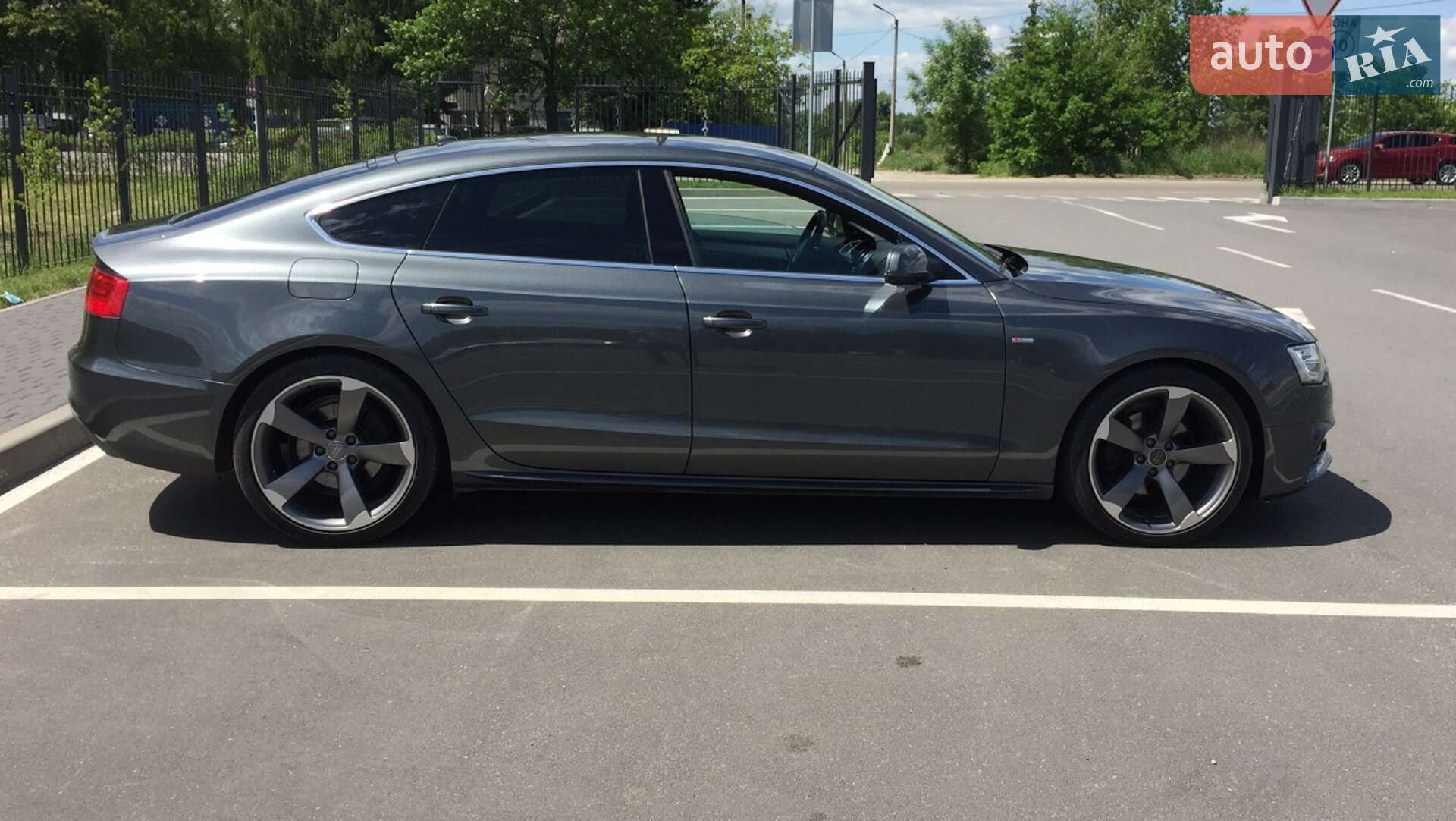Audi A5 2014 VIN WAUZZZ8T5EA054893 фото оголошення 13 з 25