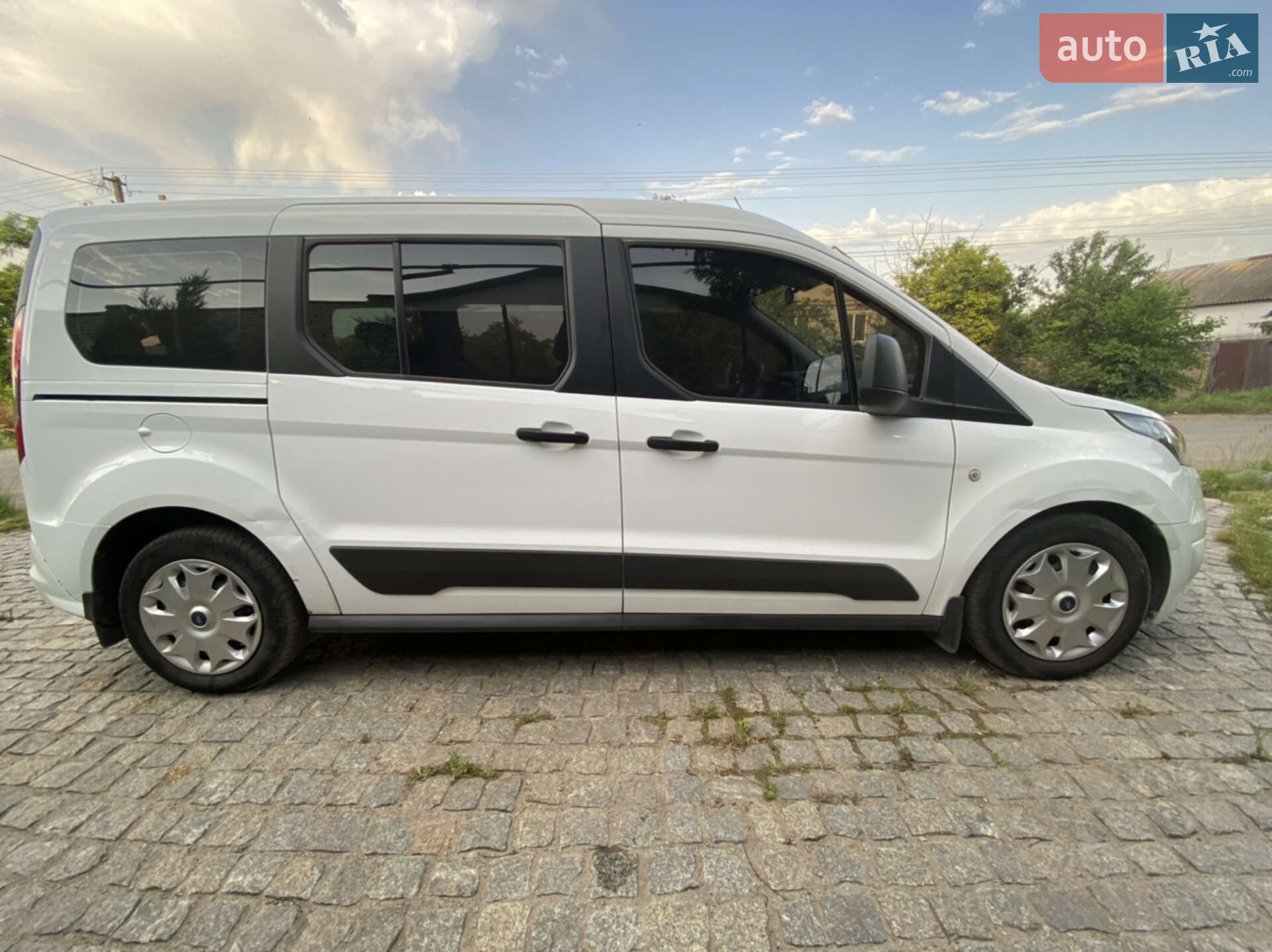 Ford Tourneo Connect 2016 VIN WF0UXXWPGUGE23767 фото оголошення 30 з 42