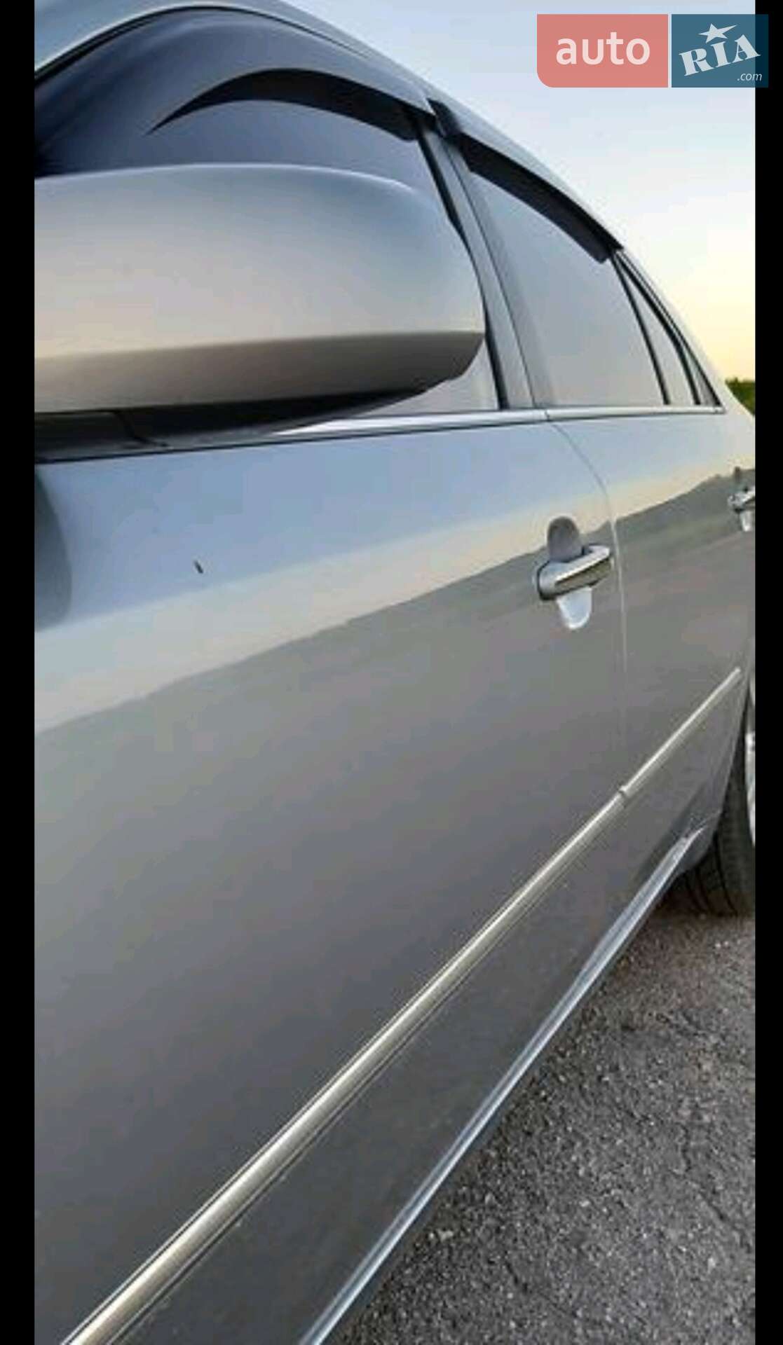 Hyundai Sonata 2009 VIN KMHEU41AP9A605243 фото оголошення 15 з 20