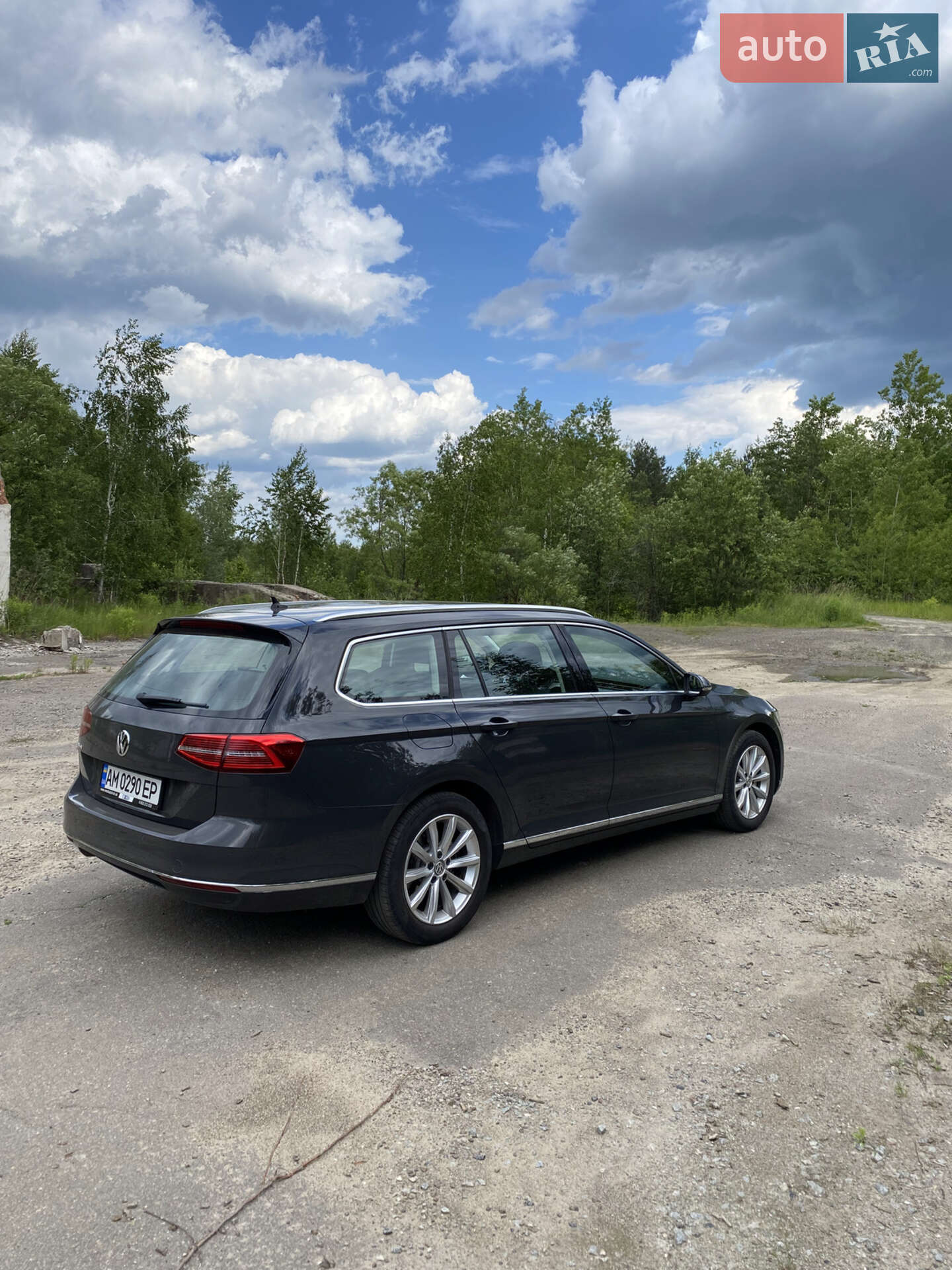Volkswagen Passat 2018 VIN WVWZZZ3CZJE157134 фото оголошення 4 з 21
