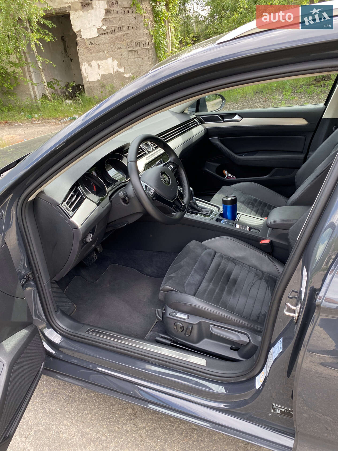 Volkswagen Passat 2018 VIN WVWZZZ3CZJE157134 фото оголошення 12 з 21
