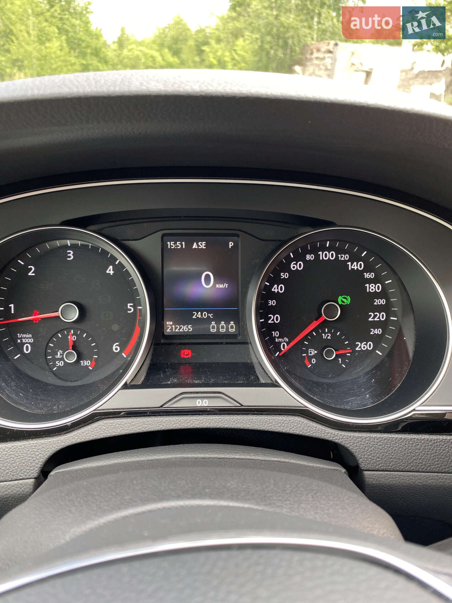 Volkswagen Passat 2018 VIN WVWZZZ3CZJE157134 фото оголошення 18 з 21