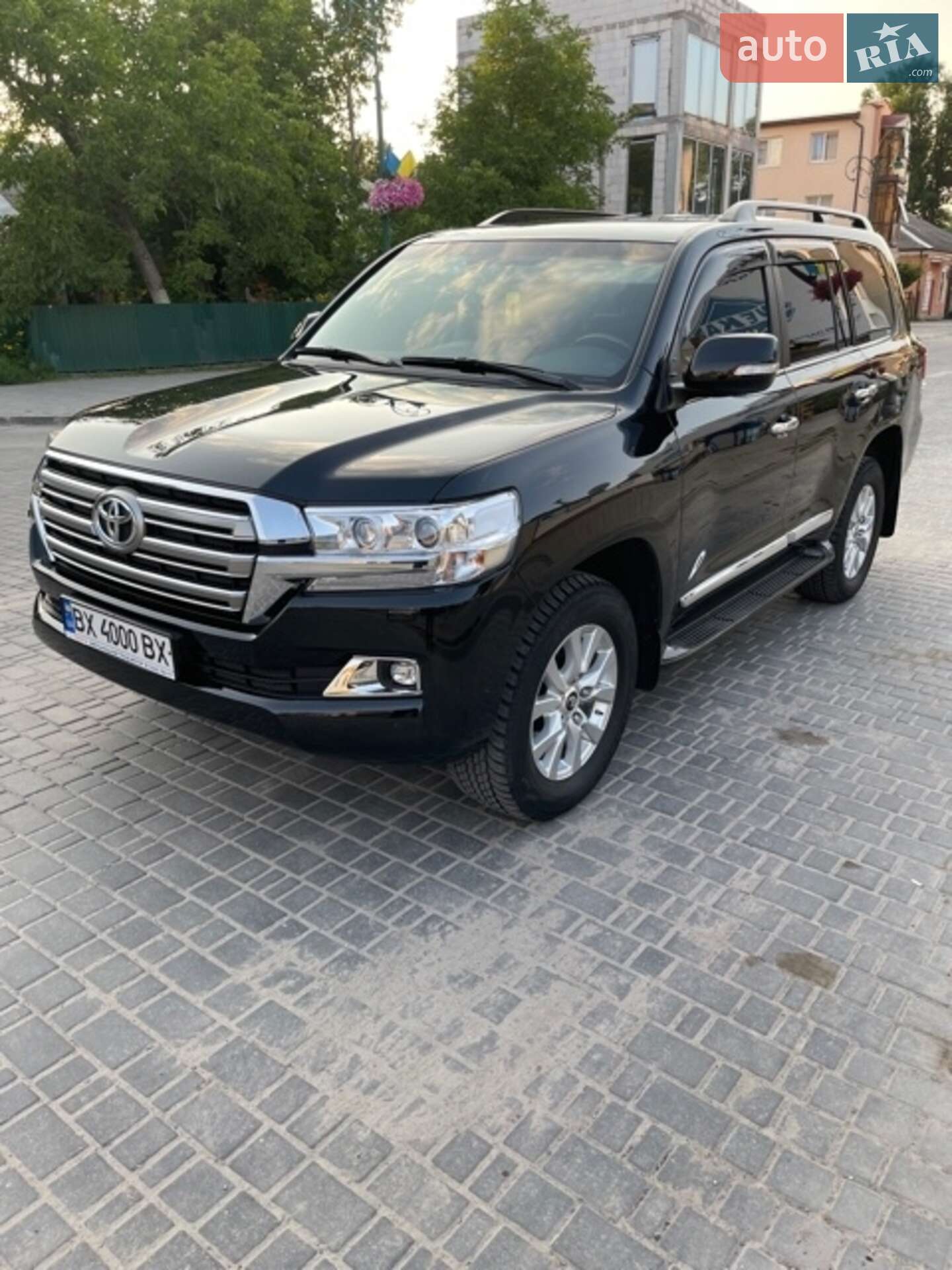 Toyota Land Cruiser 2020 VIN JTMCX05J904207960 фото оголошення 4 з 29