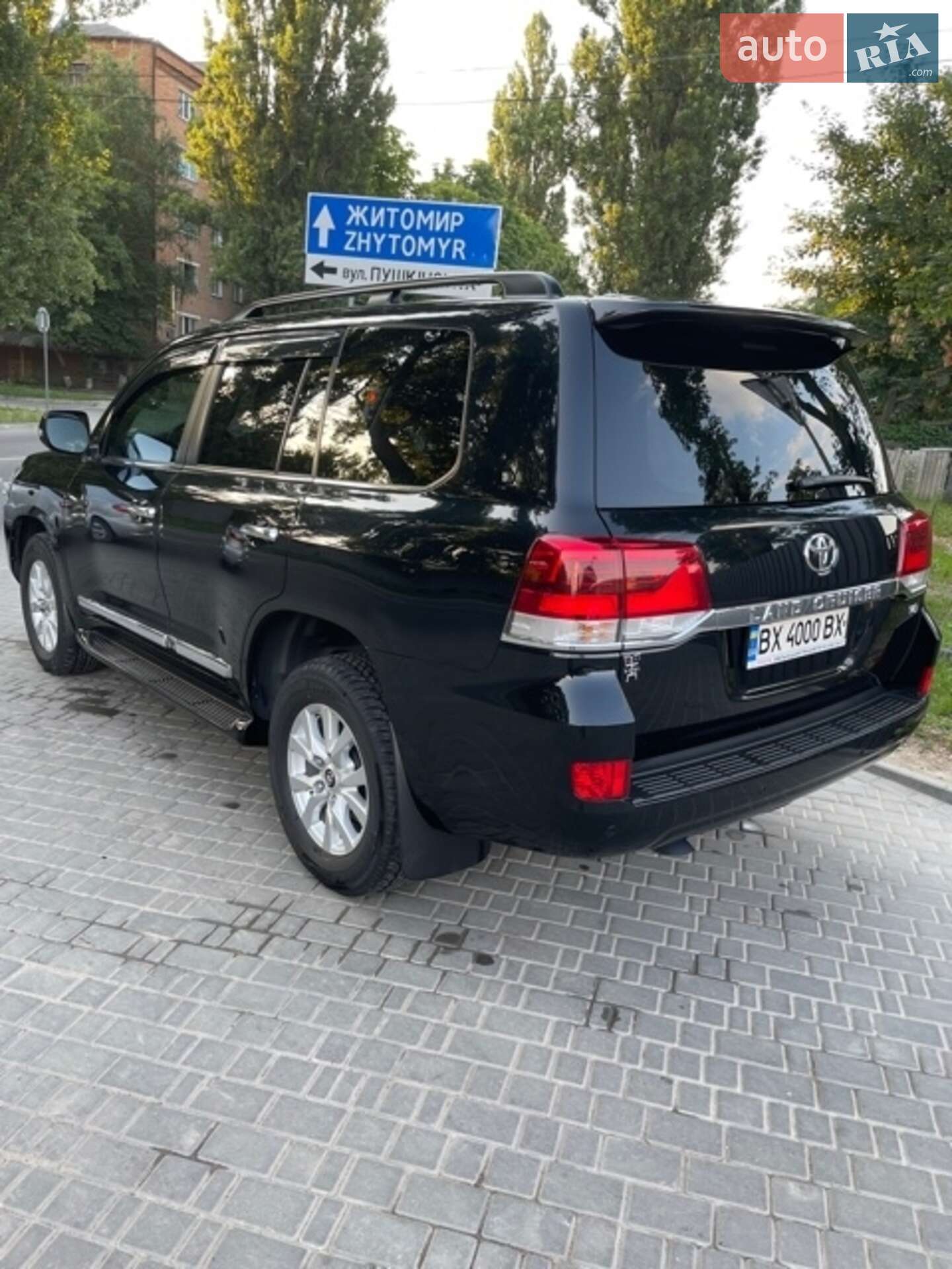 Toyota Land Cruiser 2020 VIN JTMCX05J904207960 фото оголошення 18 з 29