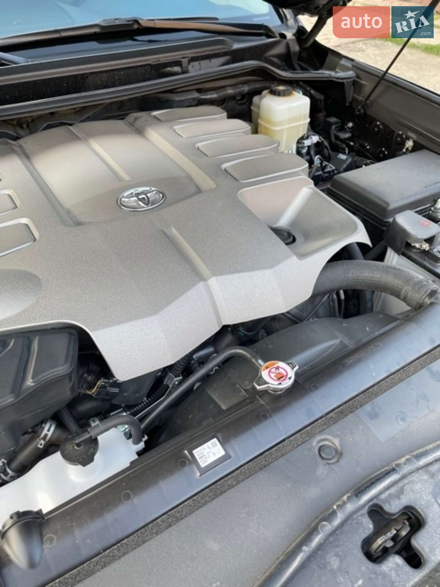 Toyota Land Cruiser 2020 VIN JTMCX05J904207960 фото оголошення 27 з 29