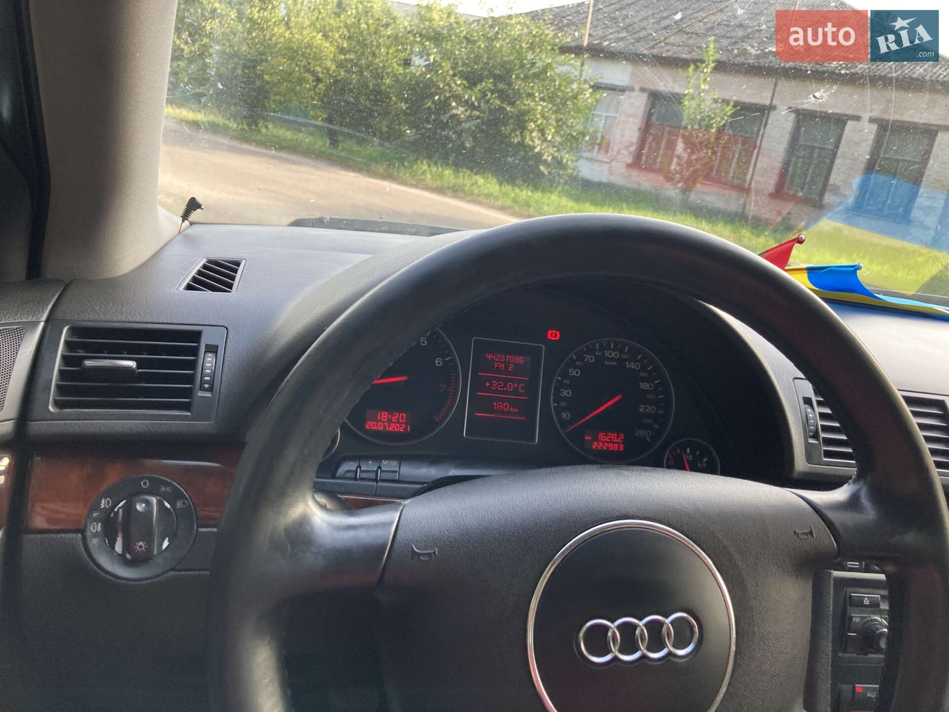 Audi A4 2004 VIN WAUZZZ8E85Z056589 фото оголошення 9 з 11