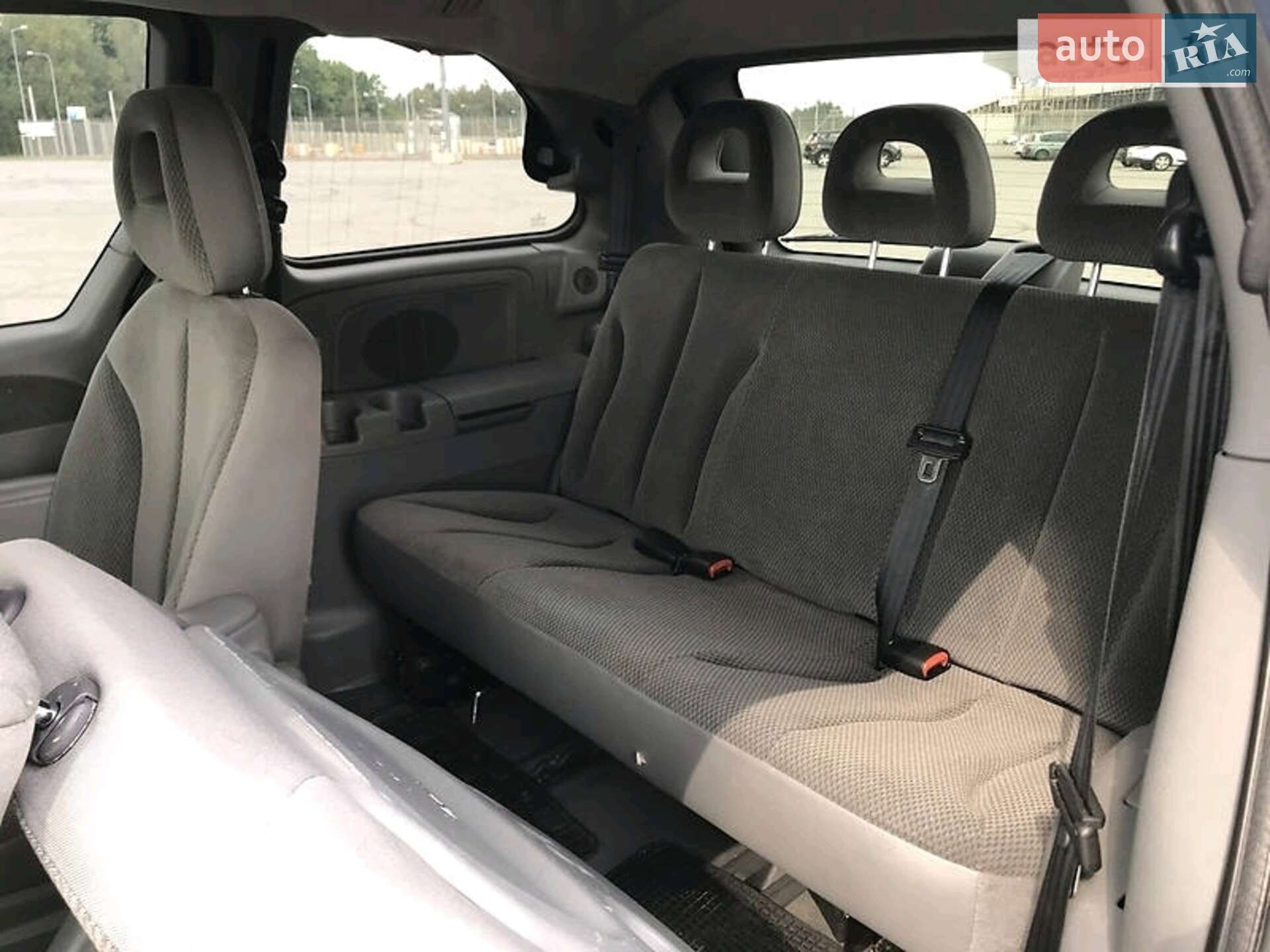 Chrysler Voyager 2006 VIN 1A8GYN3786Y145577 фото оголошення 4 з 16