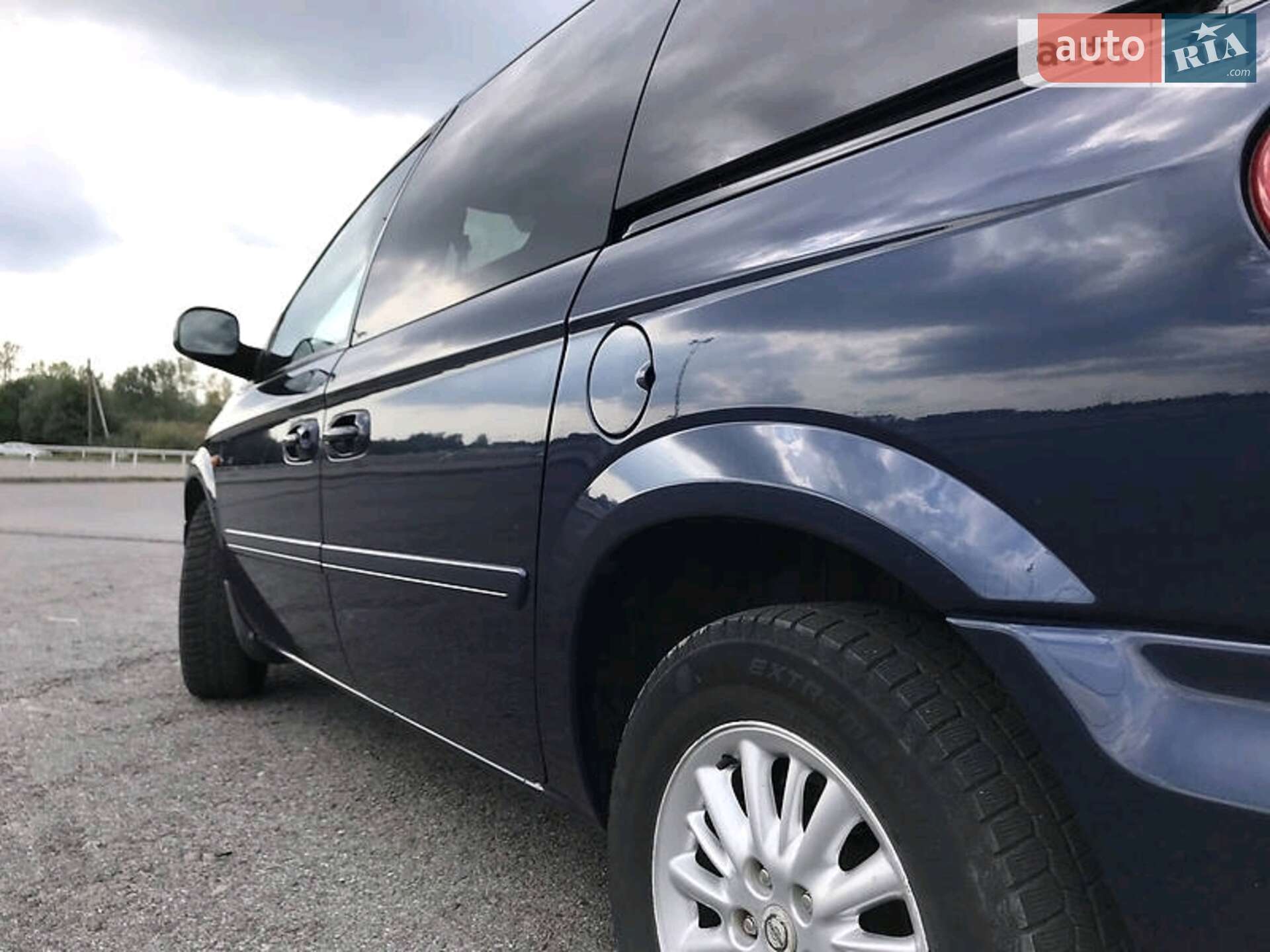 Chrysler Voyager 2006 VIN 1A8GYN3786Y145577 фото оголошення 5 з 16