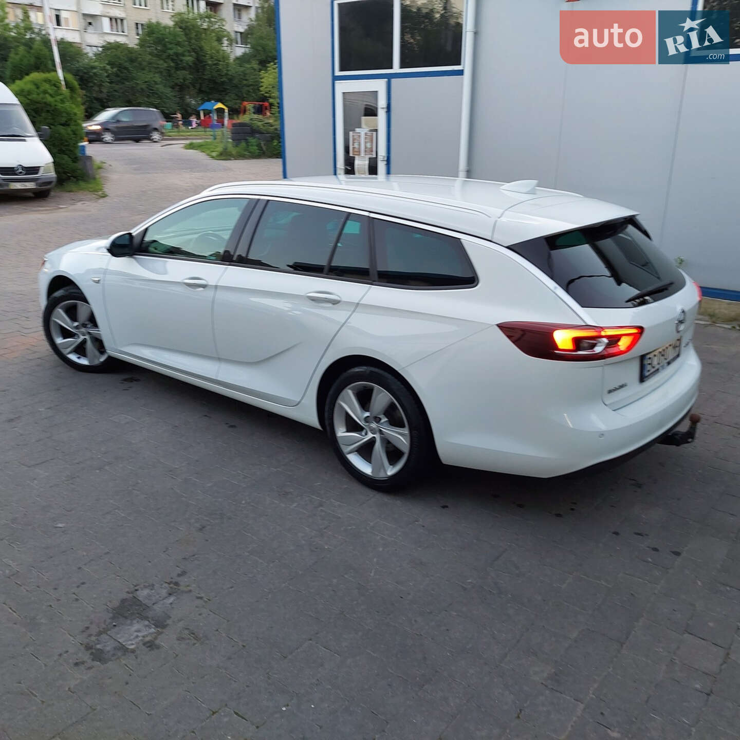 Opel Insignia 2017 VIN W0VZS8GG9J1040520 фото оголошення 9 з 58