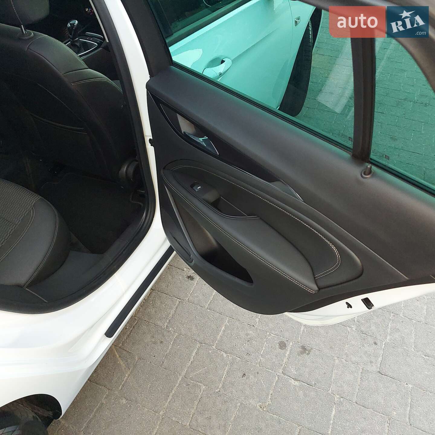Opel Insignia 2017 VIN W0VZS8GG9J1040520 фото оголошення 16 з 58