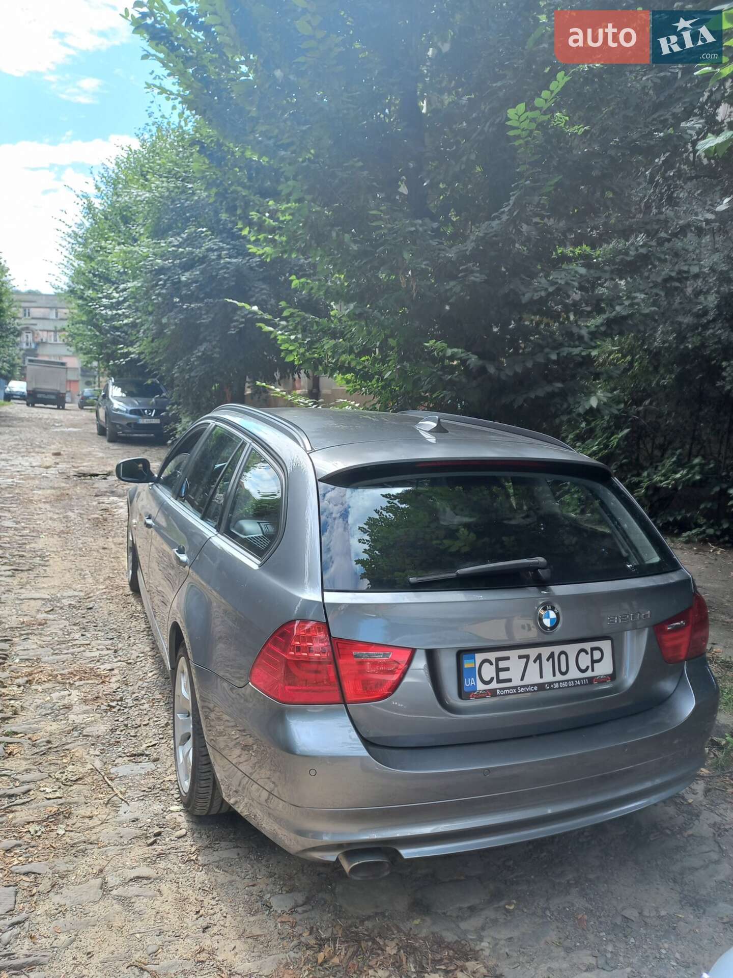 BMW 3 Series 2012 VIN WBAUY31050F267784 фото оголошення 3 з 6