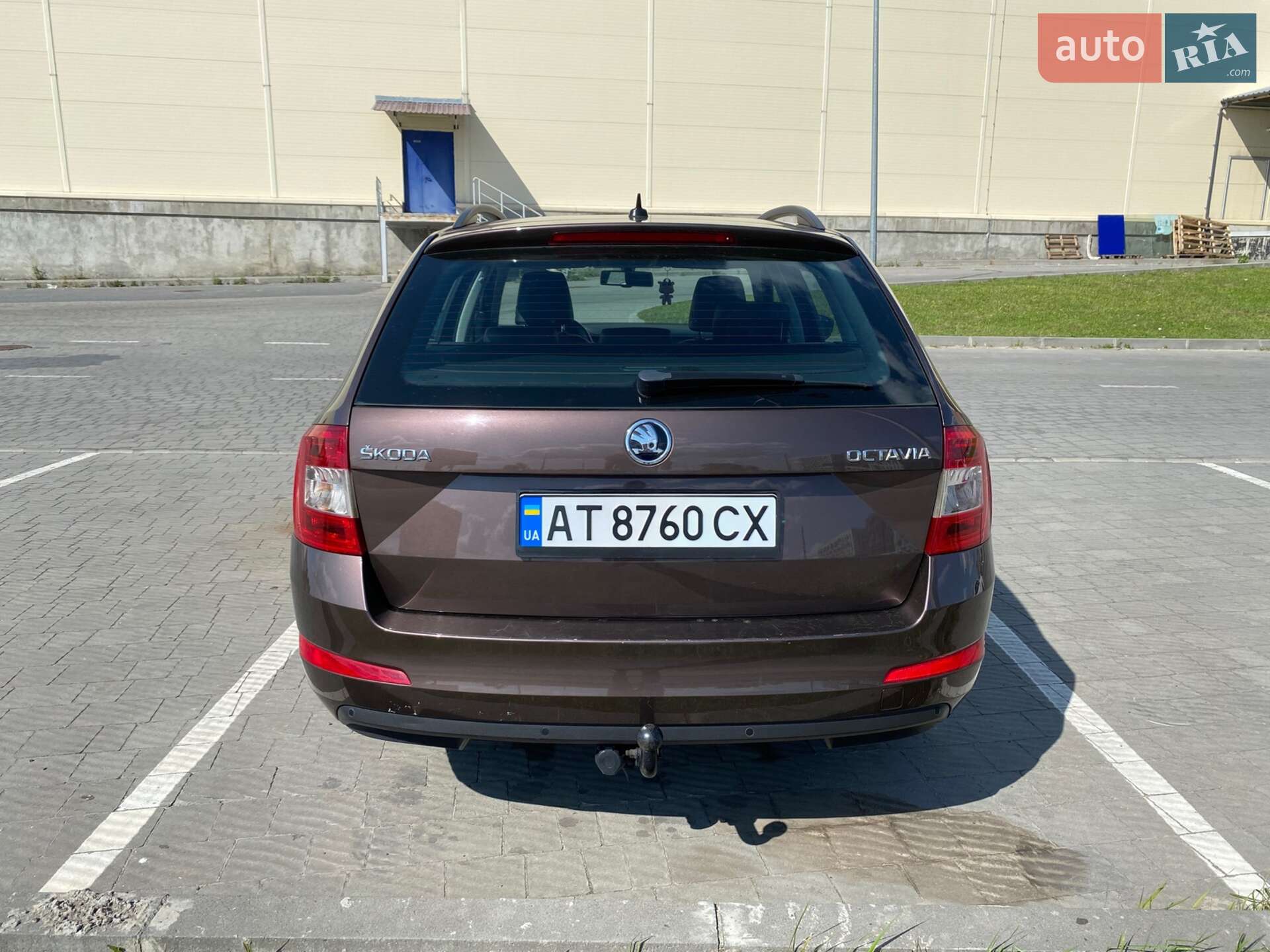 Skoda Octavia 2015 VIN TMBJG9NE5G0077529 фото оголошення 3 з 16