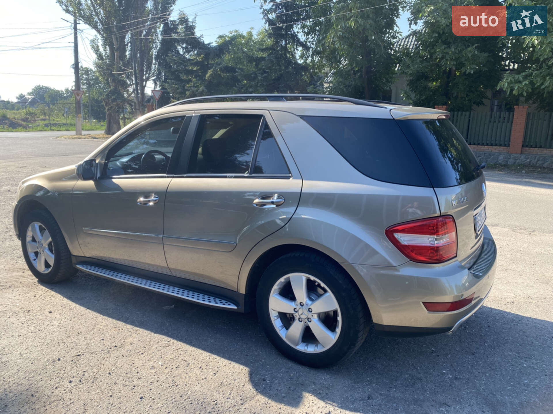 Mercedes-Benz M-Class 2009 VIN 4JGBB86E19A492125 фото оголошення 4 з 13
