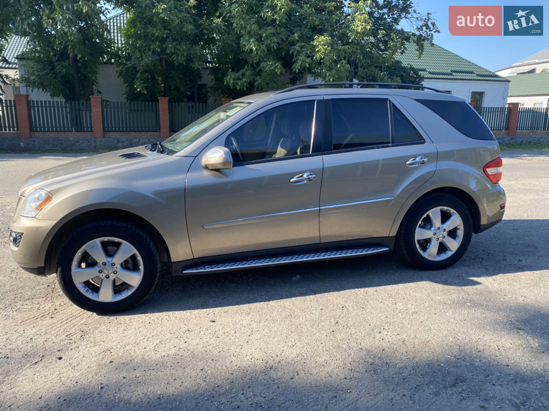 Mercedes-Benz M-Class 2009 VIN 4JGBB86E19A492125 фото оголошення 11 з 13