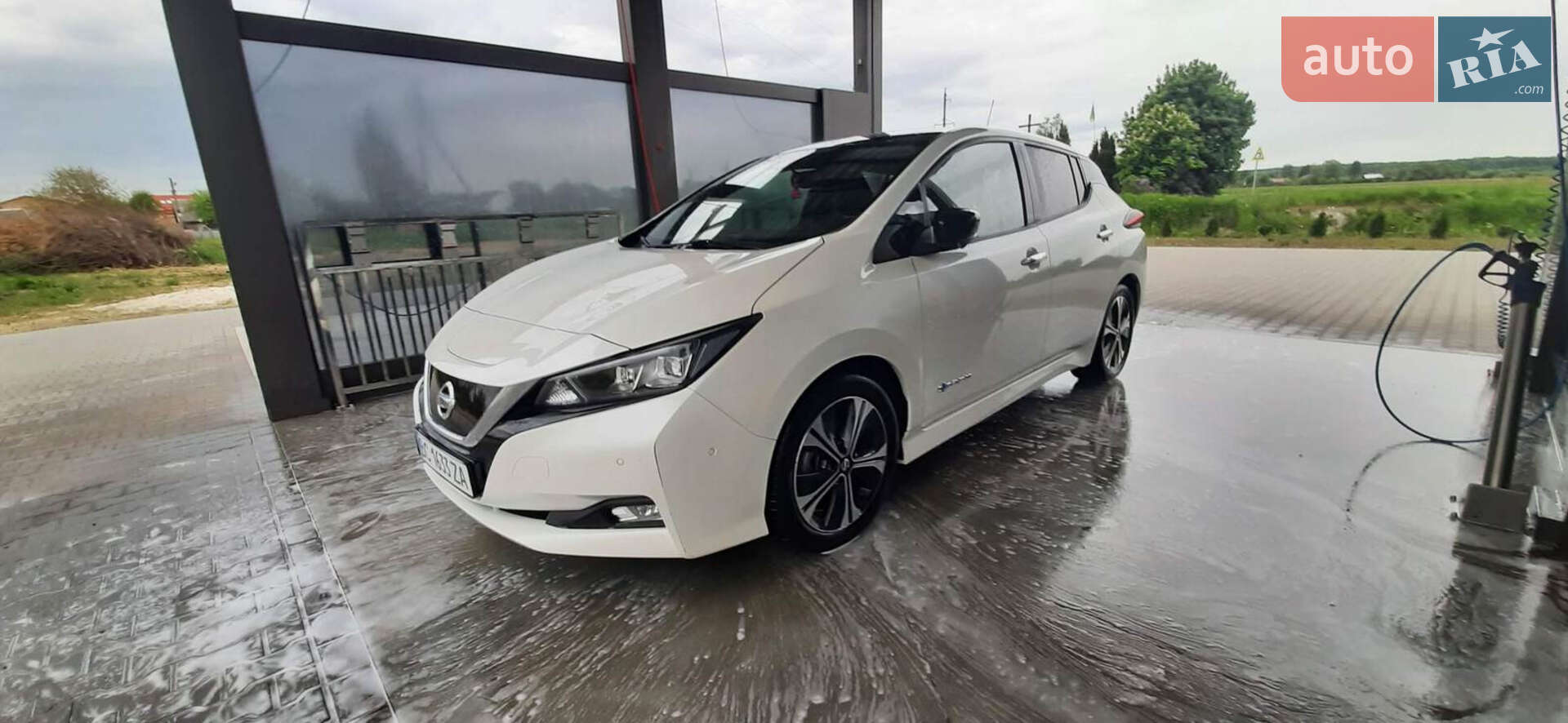 Nissan Leaf 2018 VIN SJNFAAZE1U0038571 фото оголошення 2 з 11