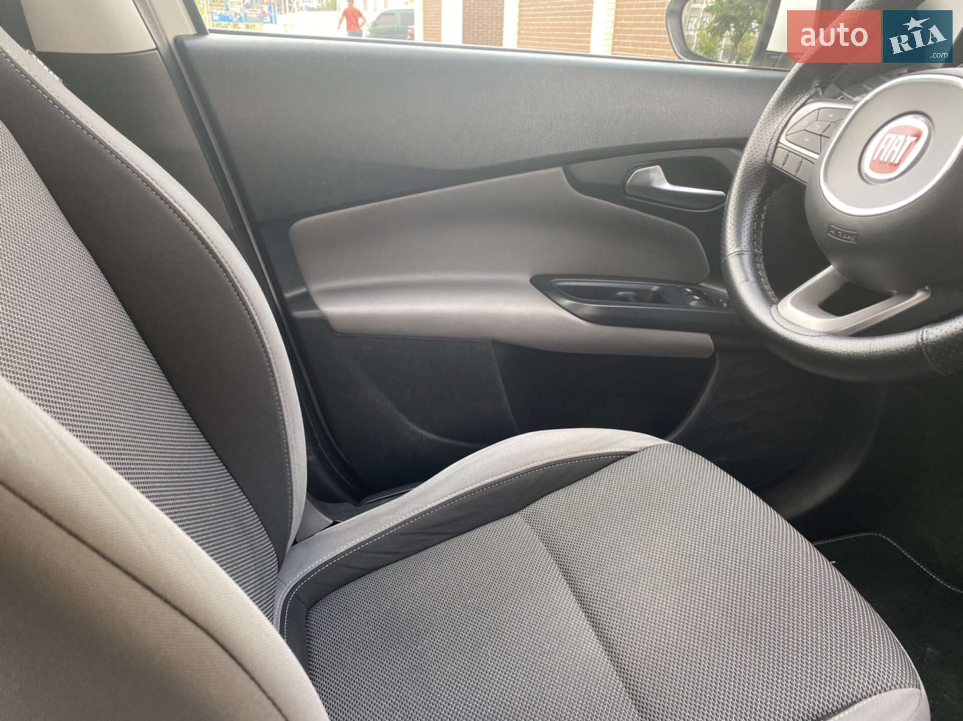 Fiat Tipo 2016 VIN ZFA35600006E49587 фото оголошення 9 з 13