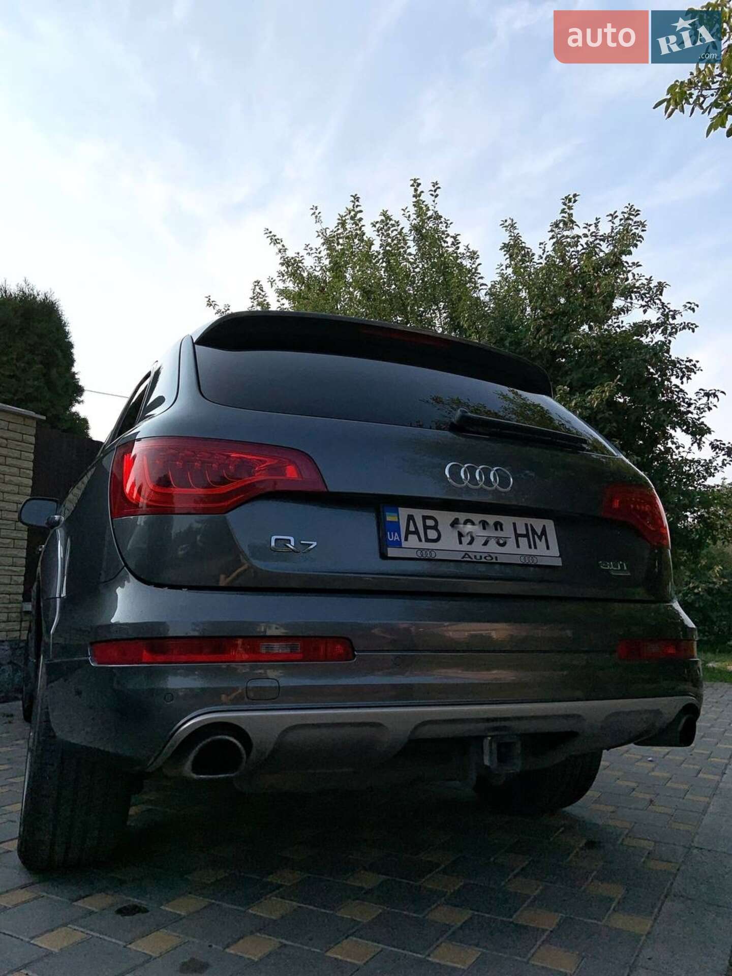 Audi Q7 2015 VIN WA1LGAFE0FD010153 фото оголошення 4 з 21