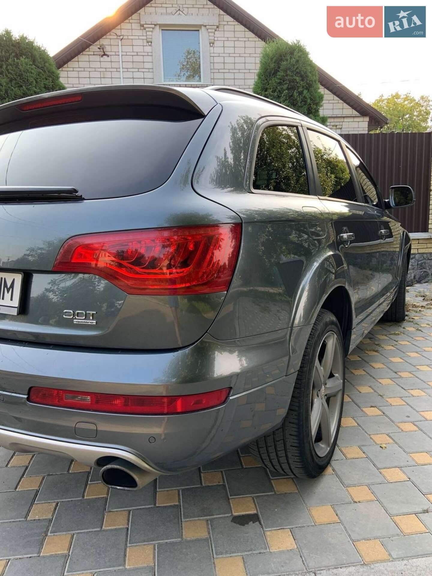Audi Q7 2015 VIN WA1LGAFE0FD010153 фото оголошення 11 з 21