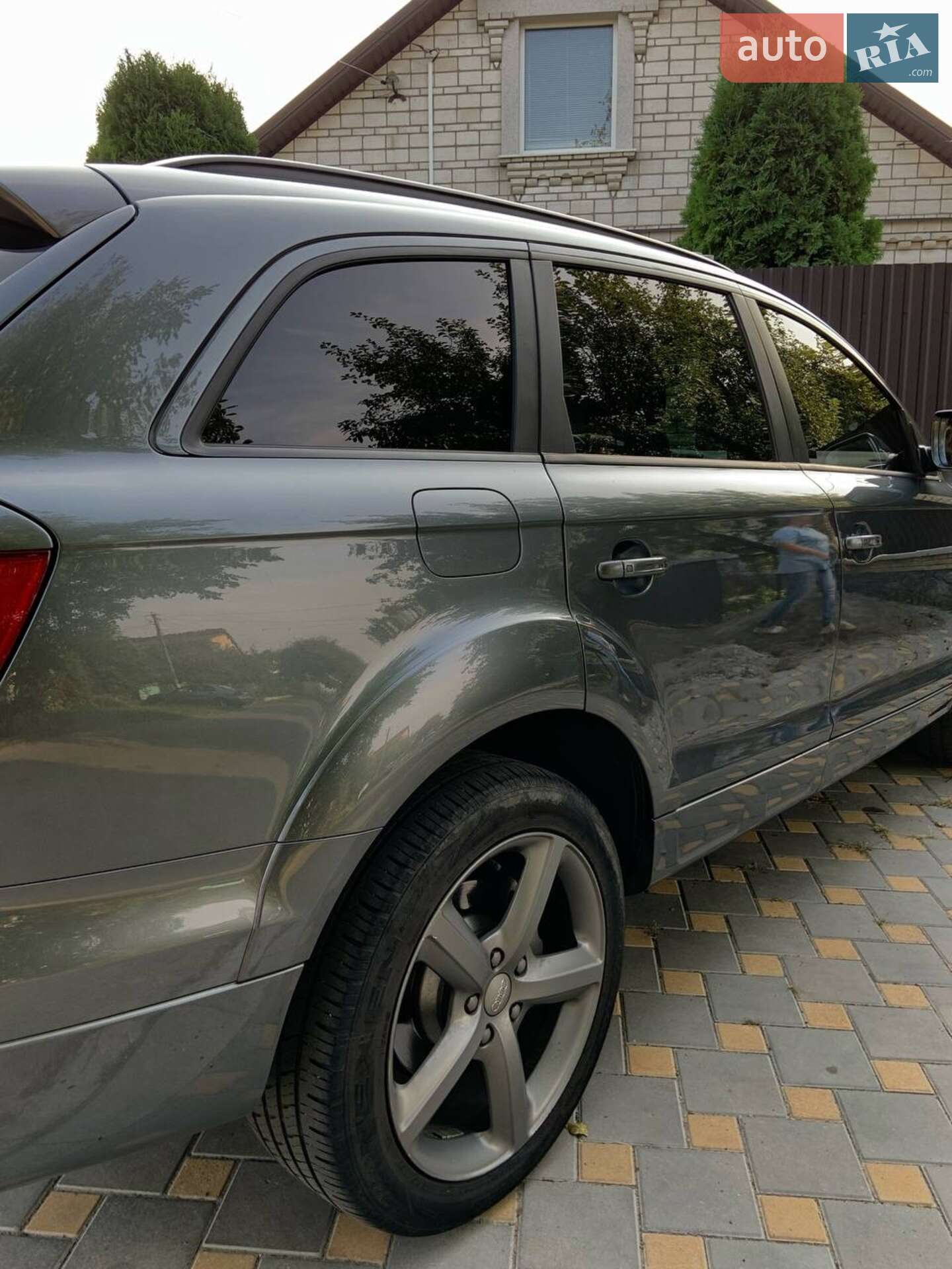 Audi Q7 2015 VIN WA1LGAFE0FD010153 фото оголошення 17 з 21