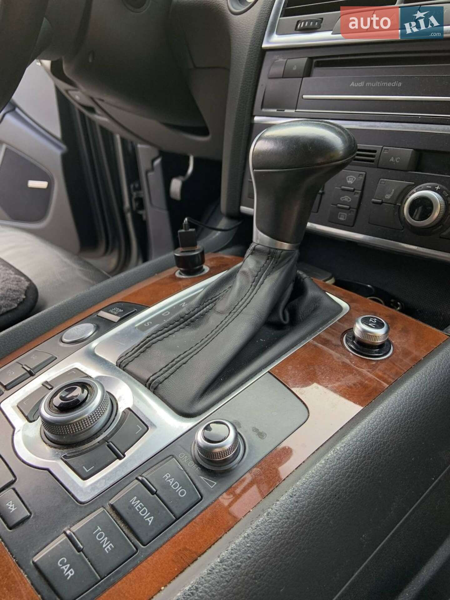 Audi Q7 2015 VIN WA1LGAFE0FD010153 фото оголошення 20 з 21