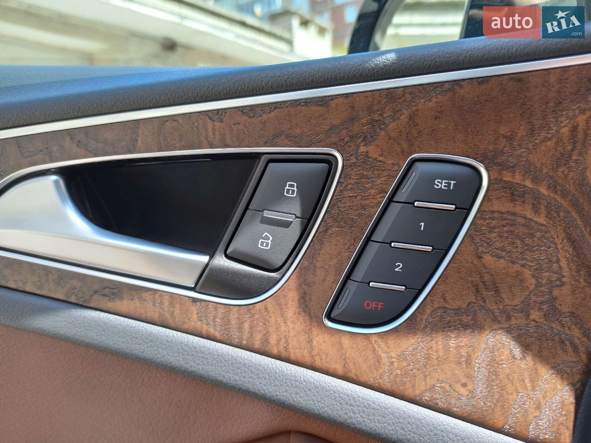 Audi A6 2014 VIN WAUHGAFC4GN002947 фото оголошення 15 з 16