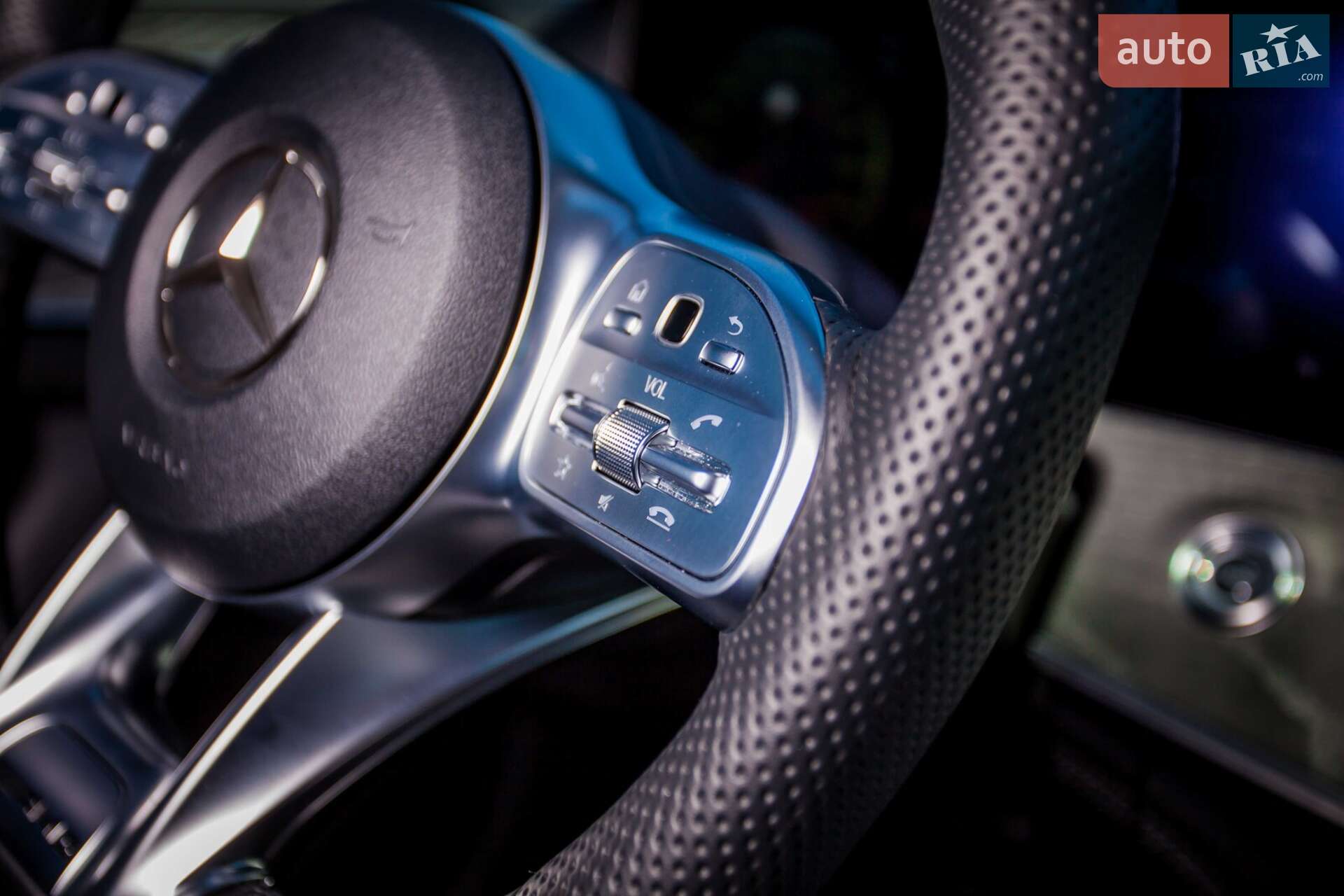 Mercedes-Benz AMG GT 2018 VIN WDD7X8JB7KA001478 фото оголошення 29 з 52