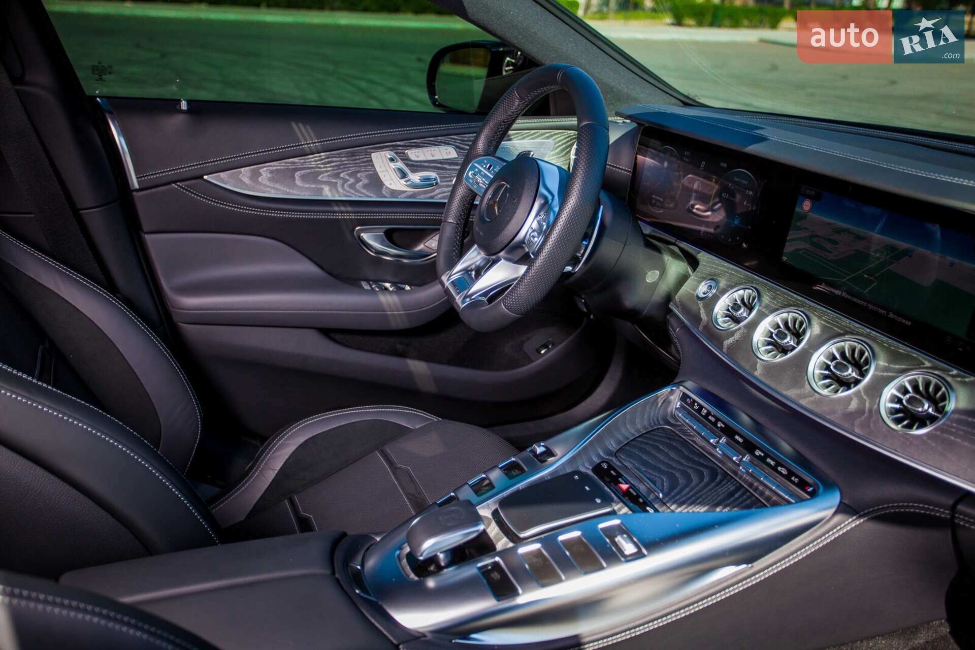 Mercedes-Benz AMG GT 2018 VIN WDD7X8JB7KA001478 фото оголошення 35 з 52