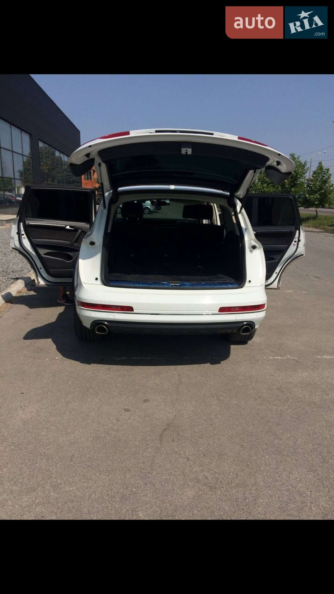 Audi Q7 2015 VIN WAUZZZ4L7FD028530 фото оголошення 2 з 11