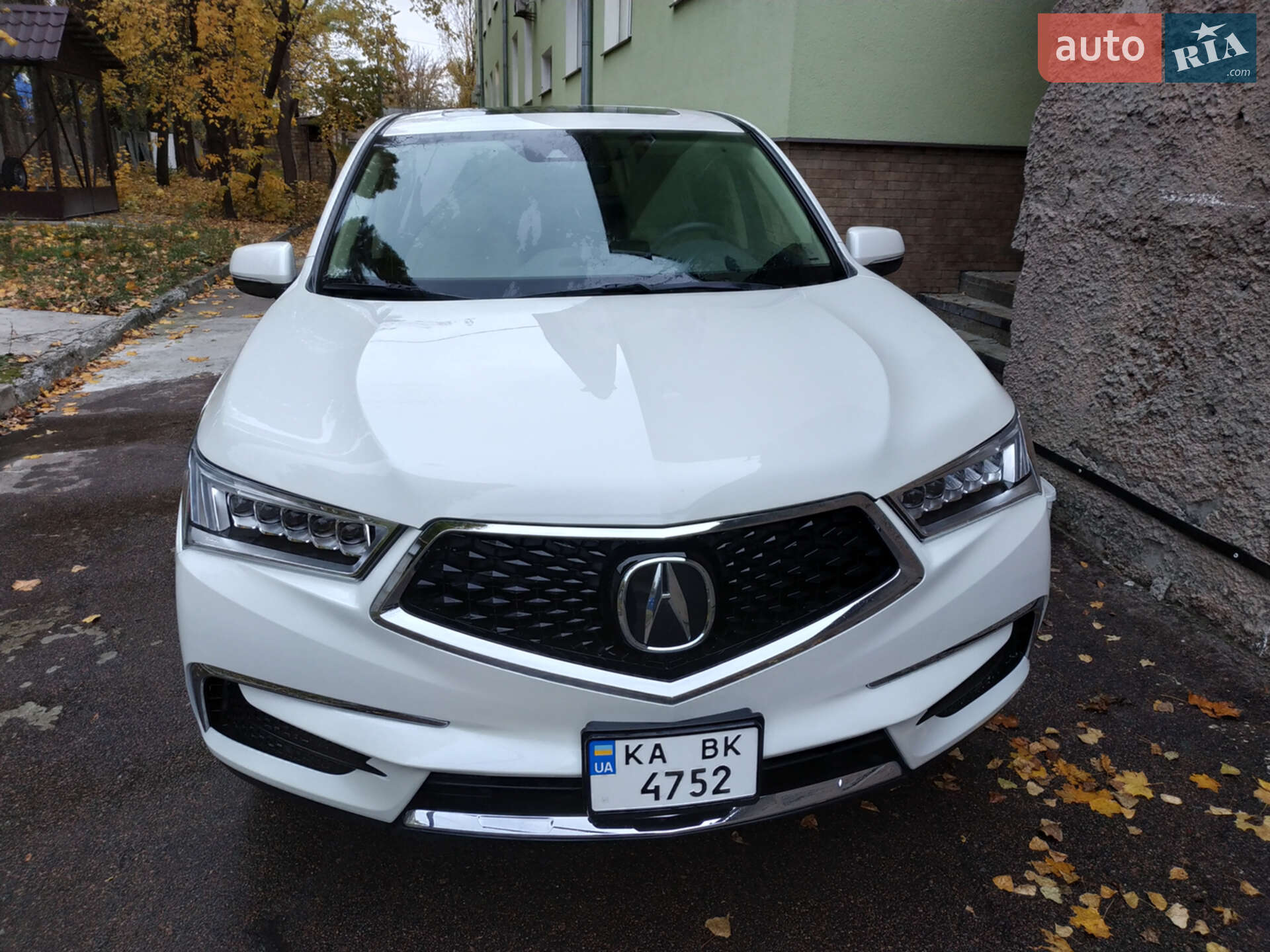 Acura MDX 2018 VIN 5J8YD3H31JL010920 фото оголошення 3 з 28