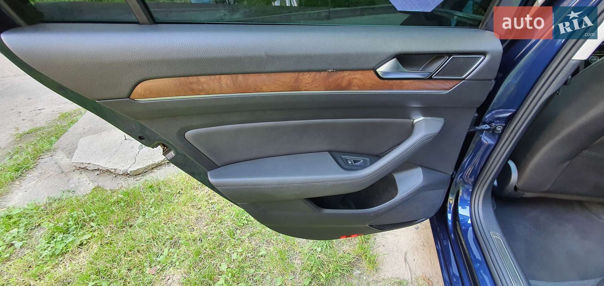 Volkswagen Passat 2015 VIN WVWZZZ3CZGE068271 фото оголошення 21 з 45