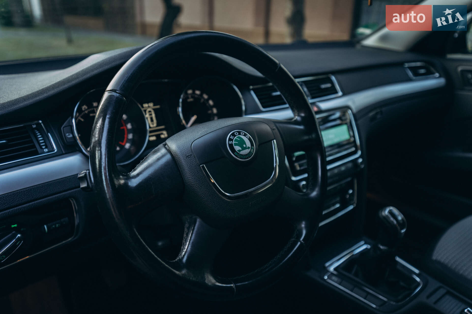 Skoda Superb 2011 VIN TMBAJ73TXB9066733 фото оголошення 19 з 31