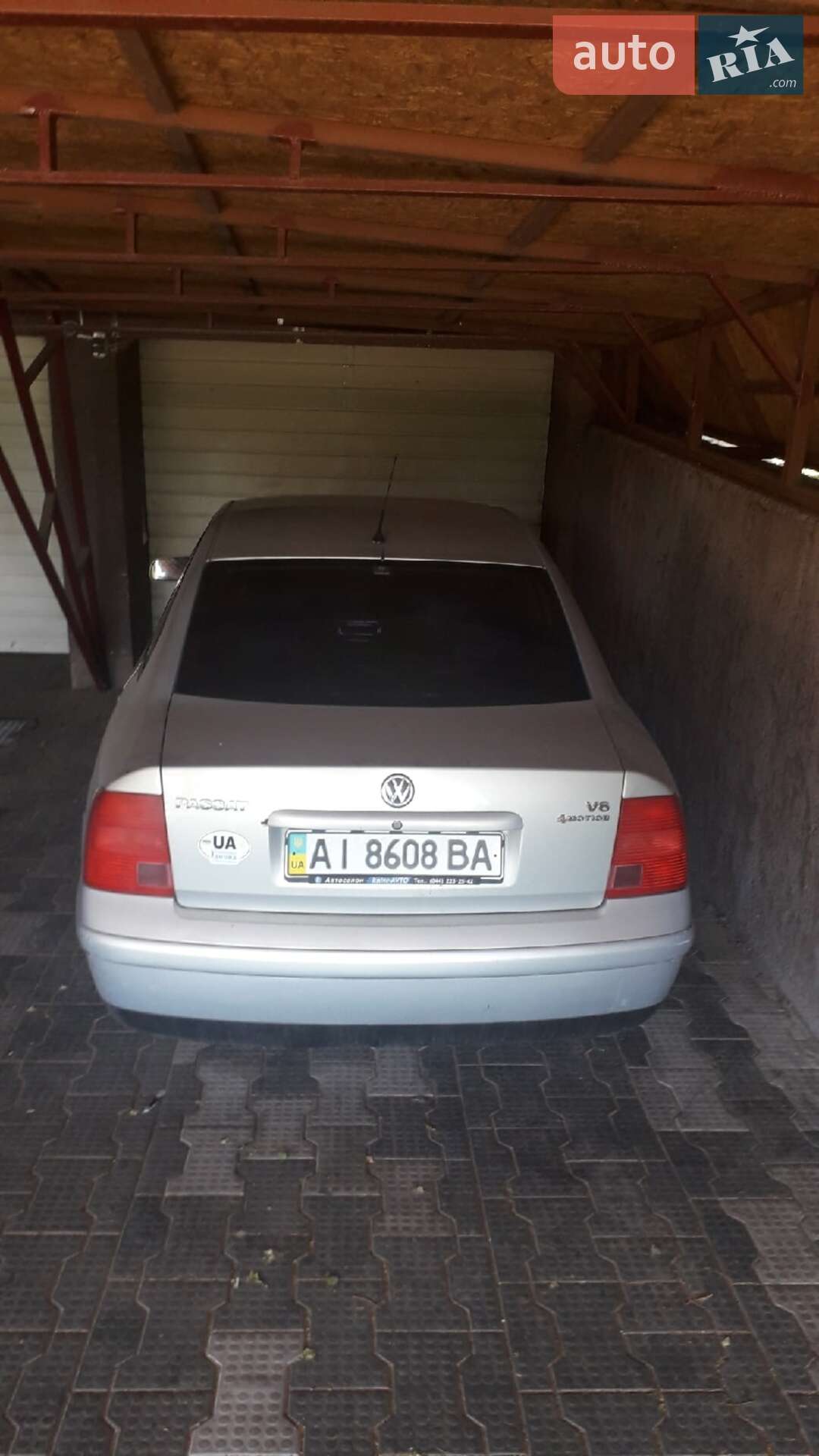 Volkswagen Passat 1999 VIN WVWZZZ3BZYE144424 фото оголошення 2 з 8